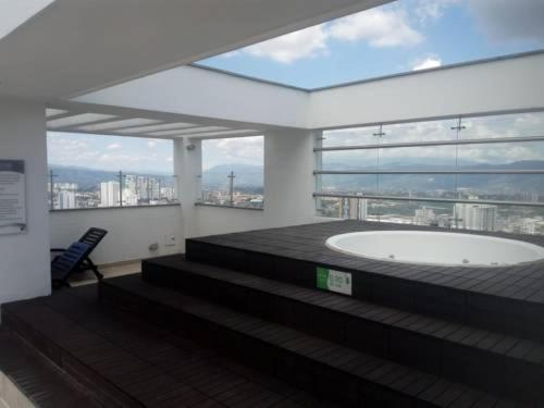 Confortable y Tranquilo Aparta Suite en el Corazón de Bucaramanga, Exterior con hermosa vista sobre la ciudad