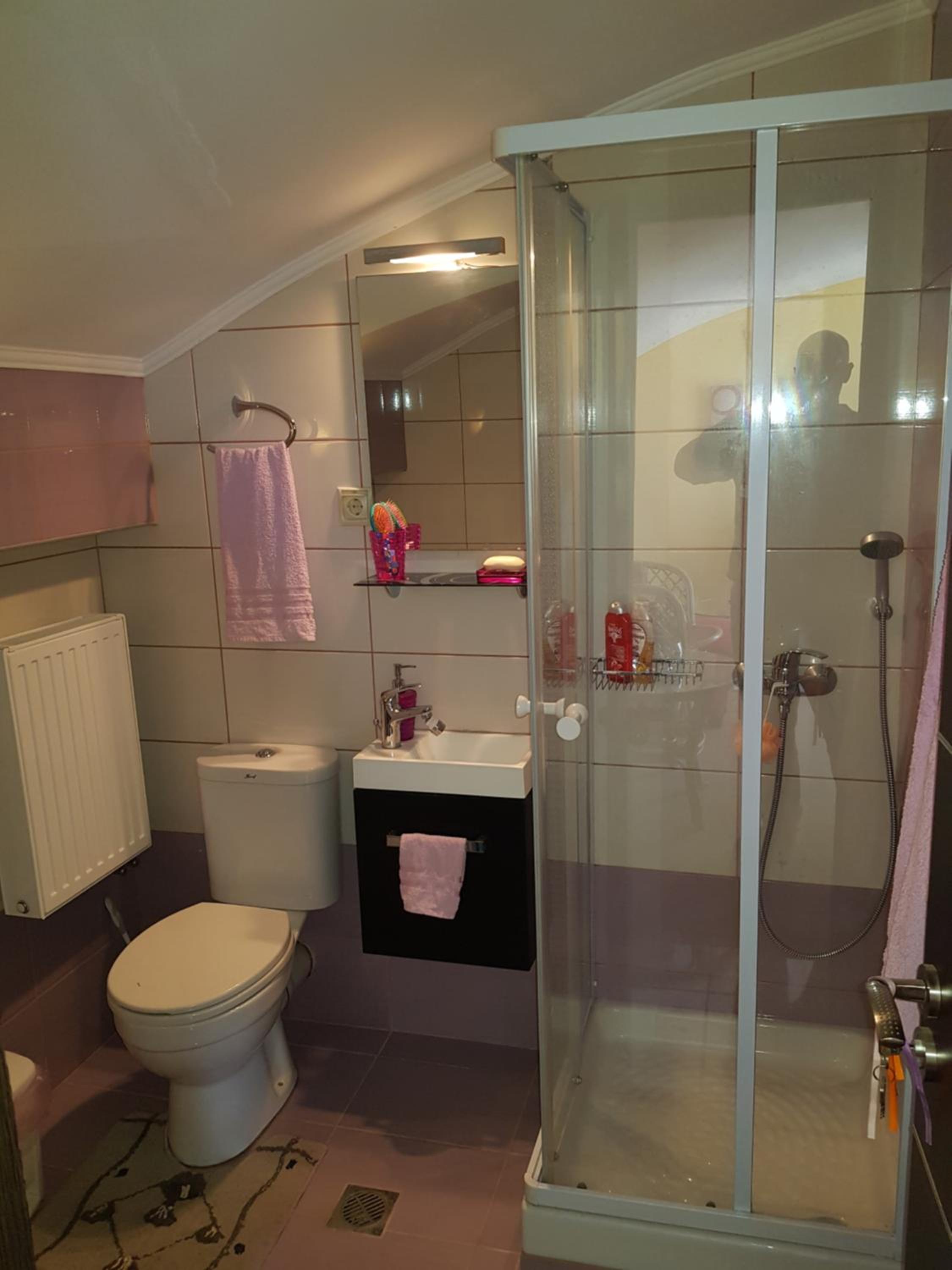 VILLA BY THE SEA VRAVRONA LOUTSA(NEAR THE AIRPORT&METROPOLITAN)