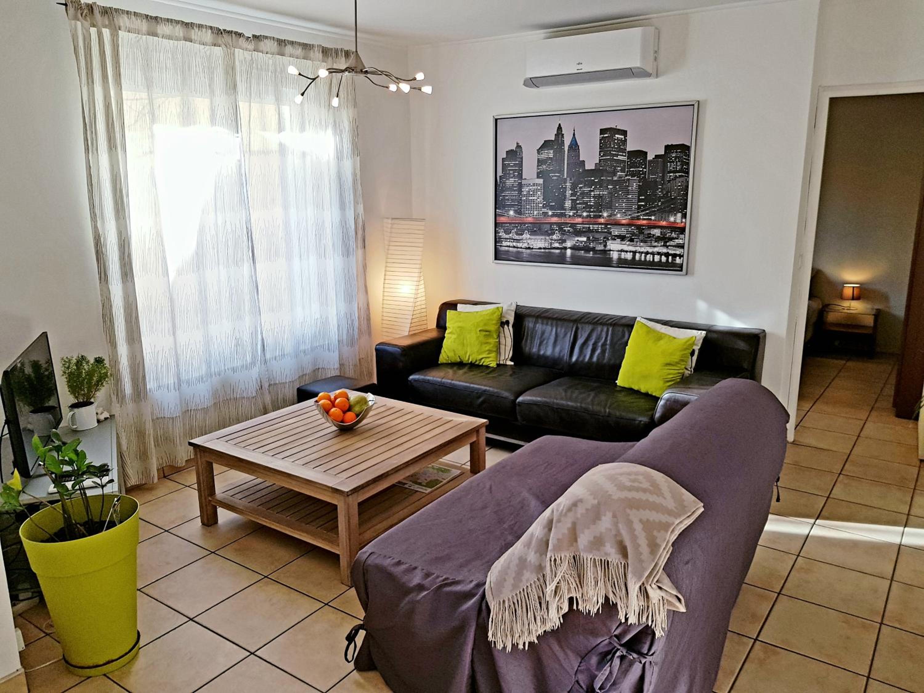 Moderne appartement pres de centre view 2
