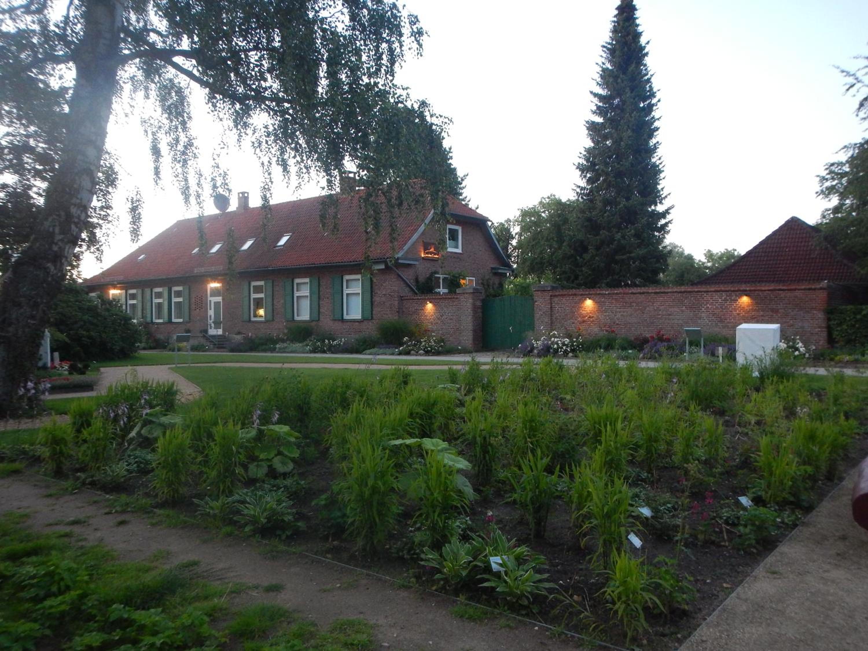 4 Sterne Wohnen "Zum alten Forsthof" am Schlosspark, App 3 "wunnerbor" view 2