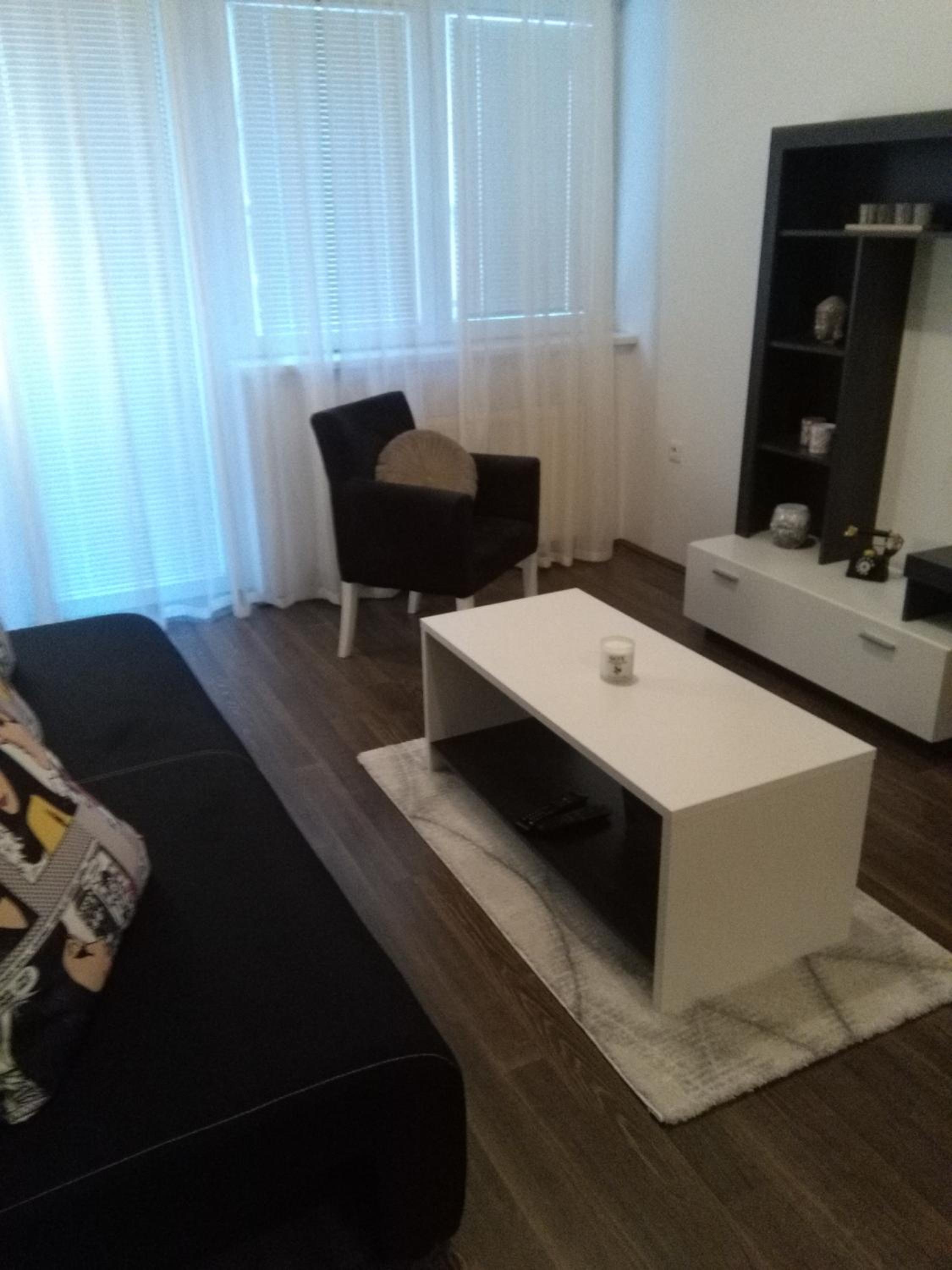 Apartment Ivi034 Kragujevac view 4