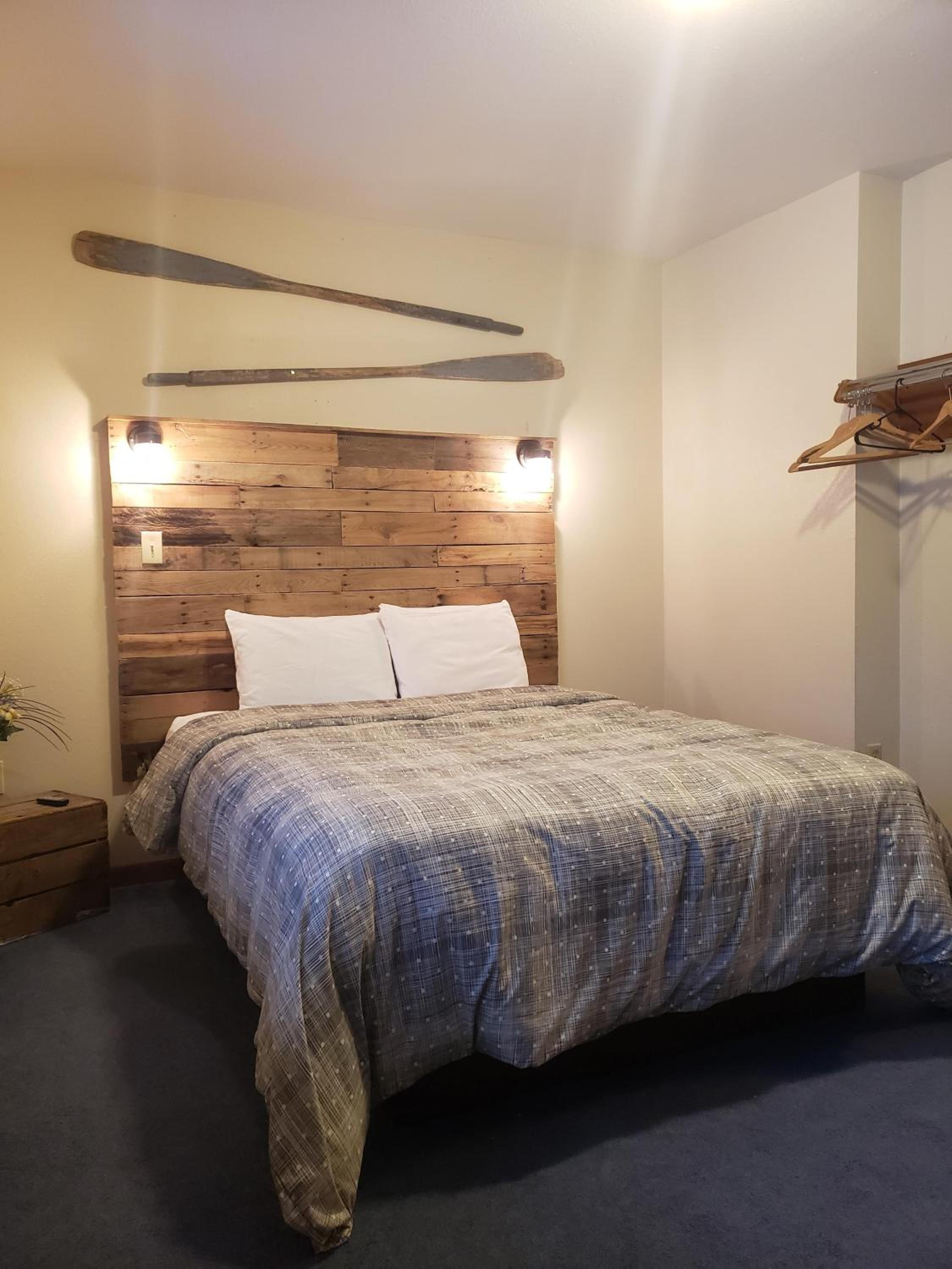 North Ironwood Acres - Black River Lodge