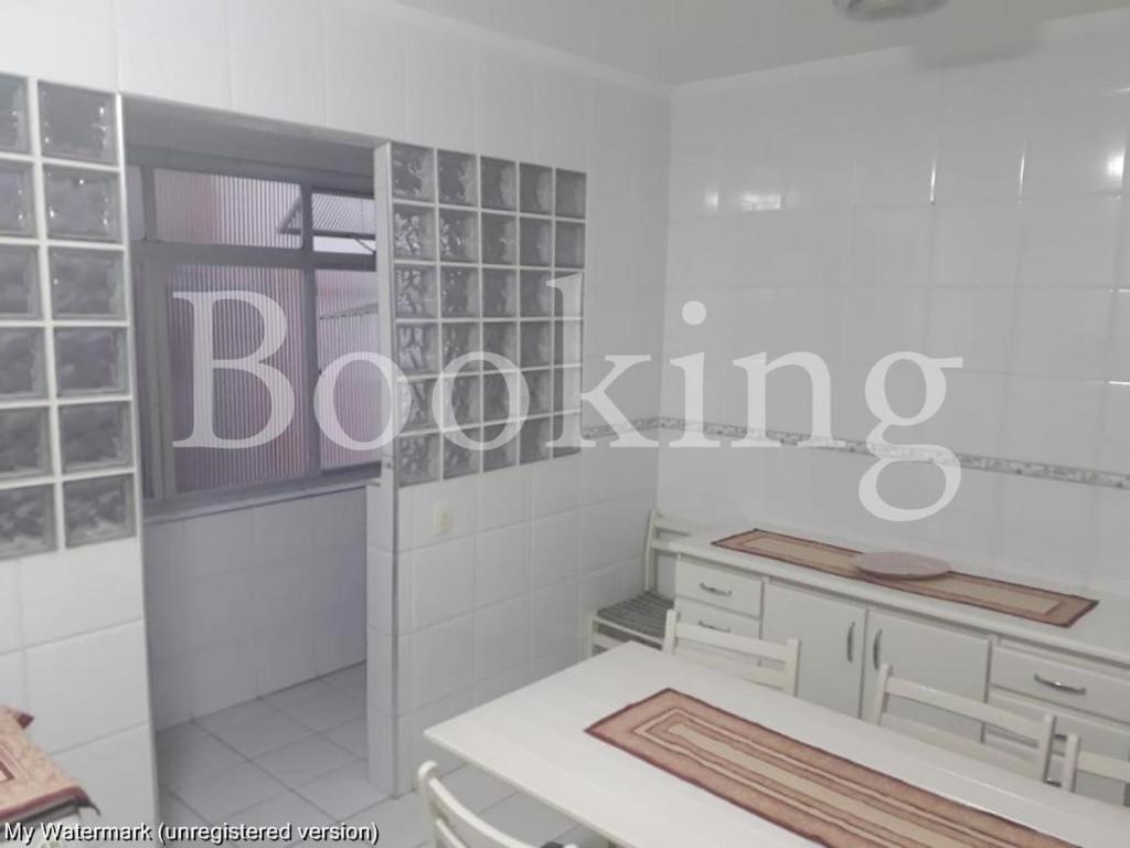 Apartamento Praia da Enseada view 5