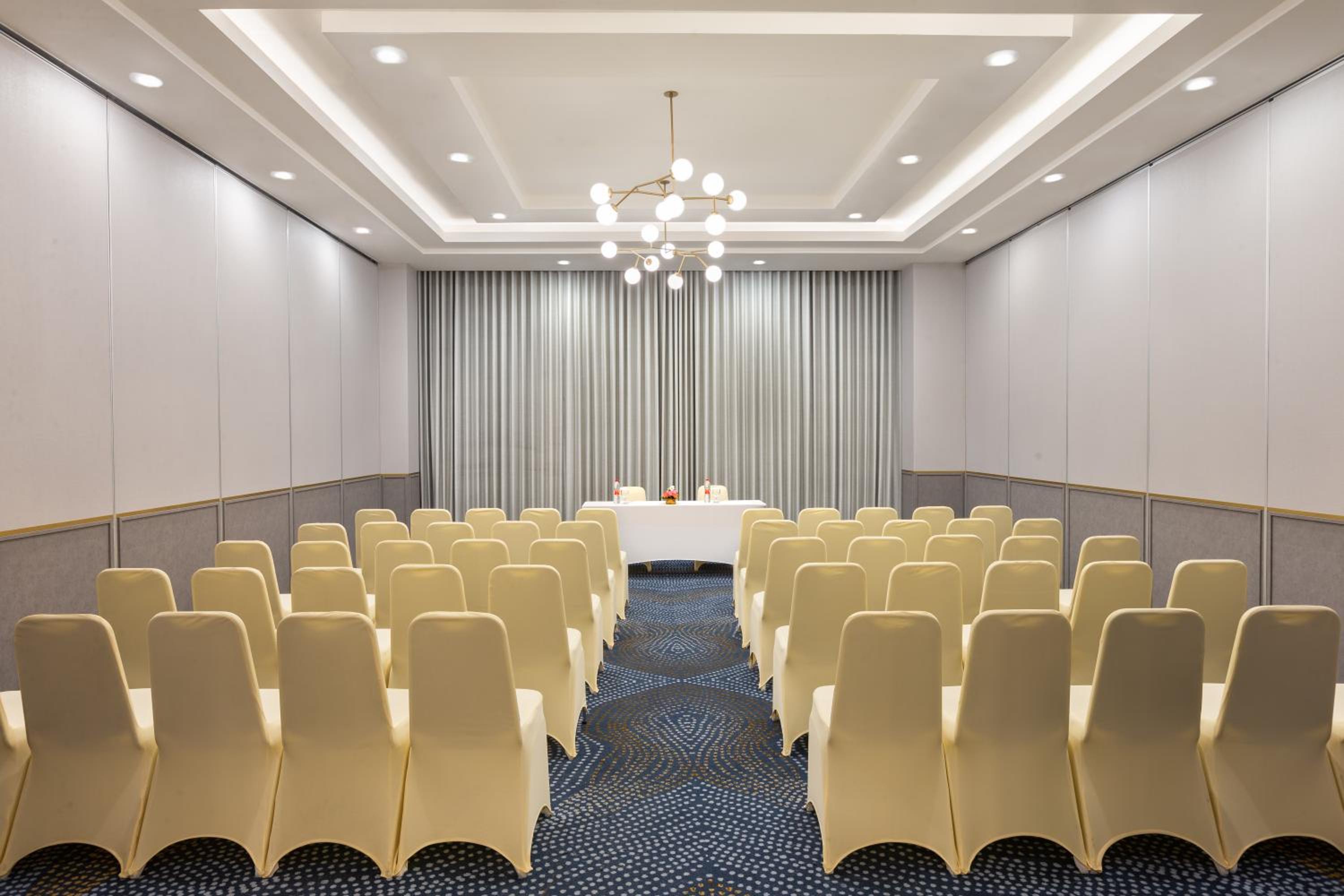 Hotel Santika Pasir Koja Bandung