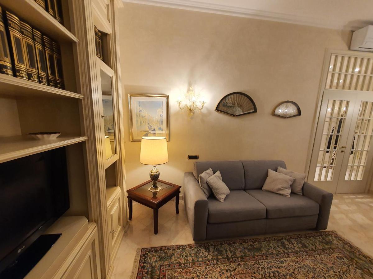 Venice Ca' Rosy photo 3