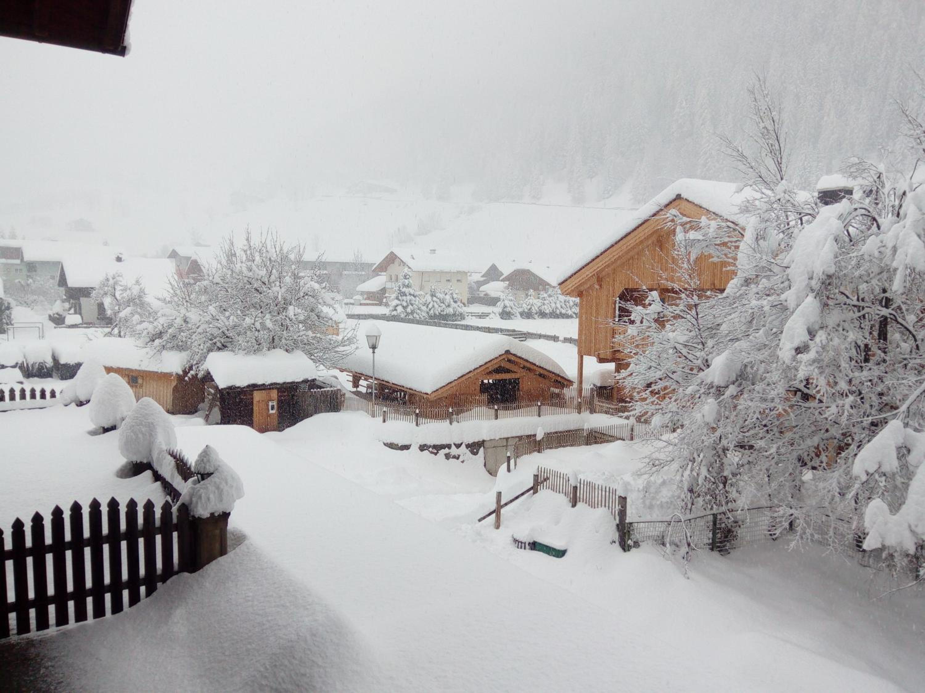 Schlosswirt Chalets & Apartments