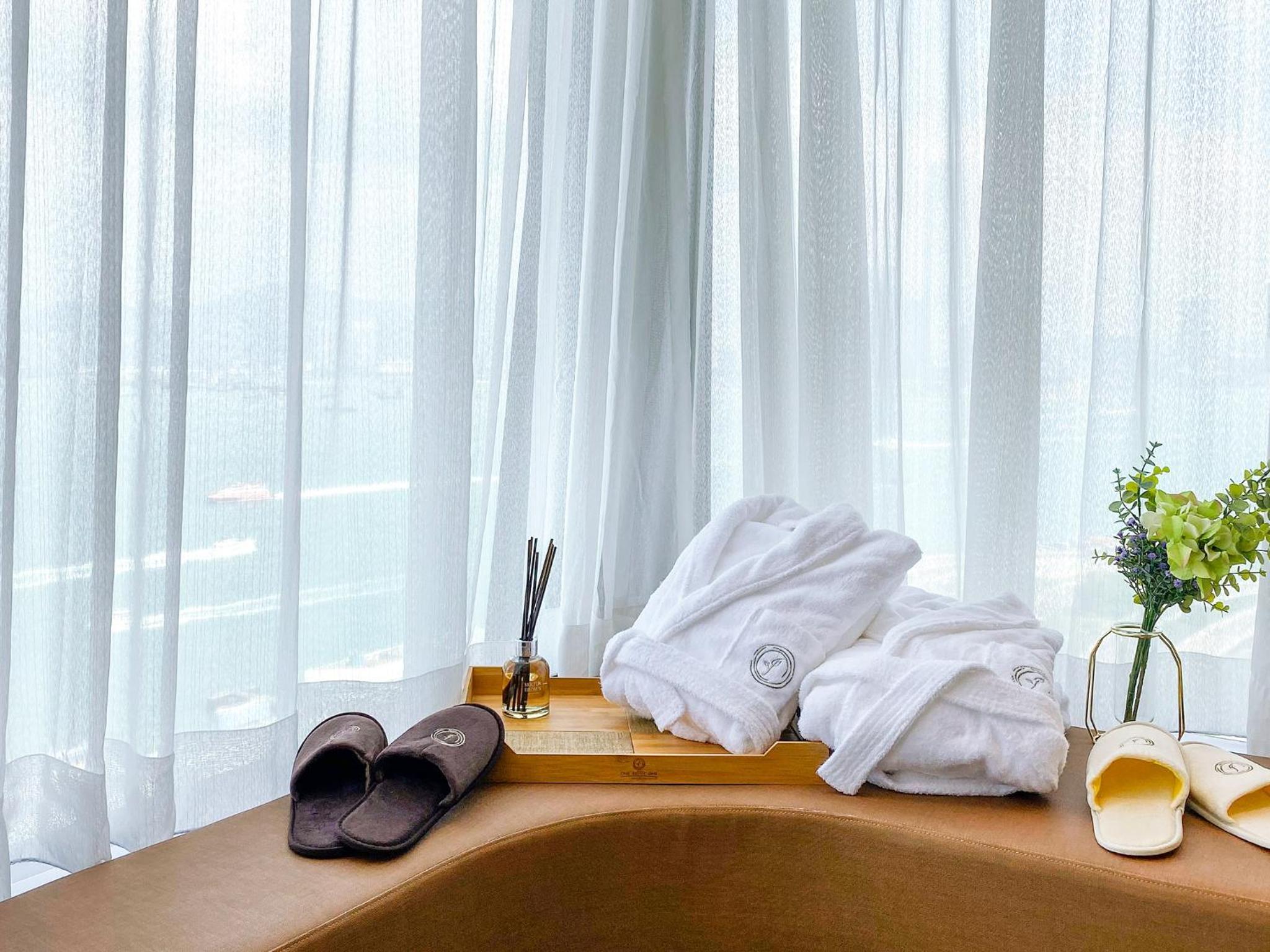 Oasis Aurum 181 Hotel