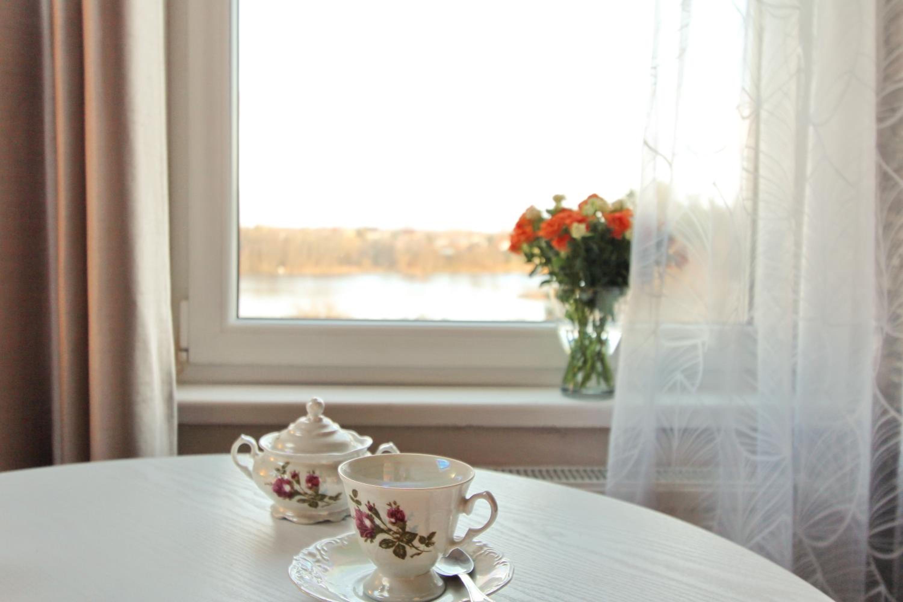 Apartments by the lake with fireplace view 4