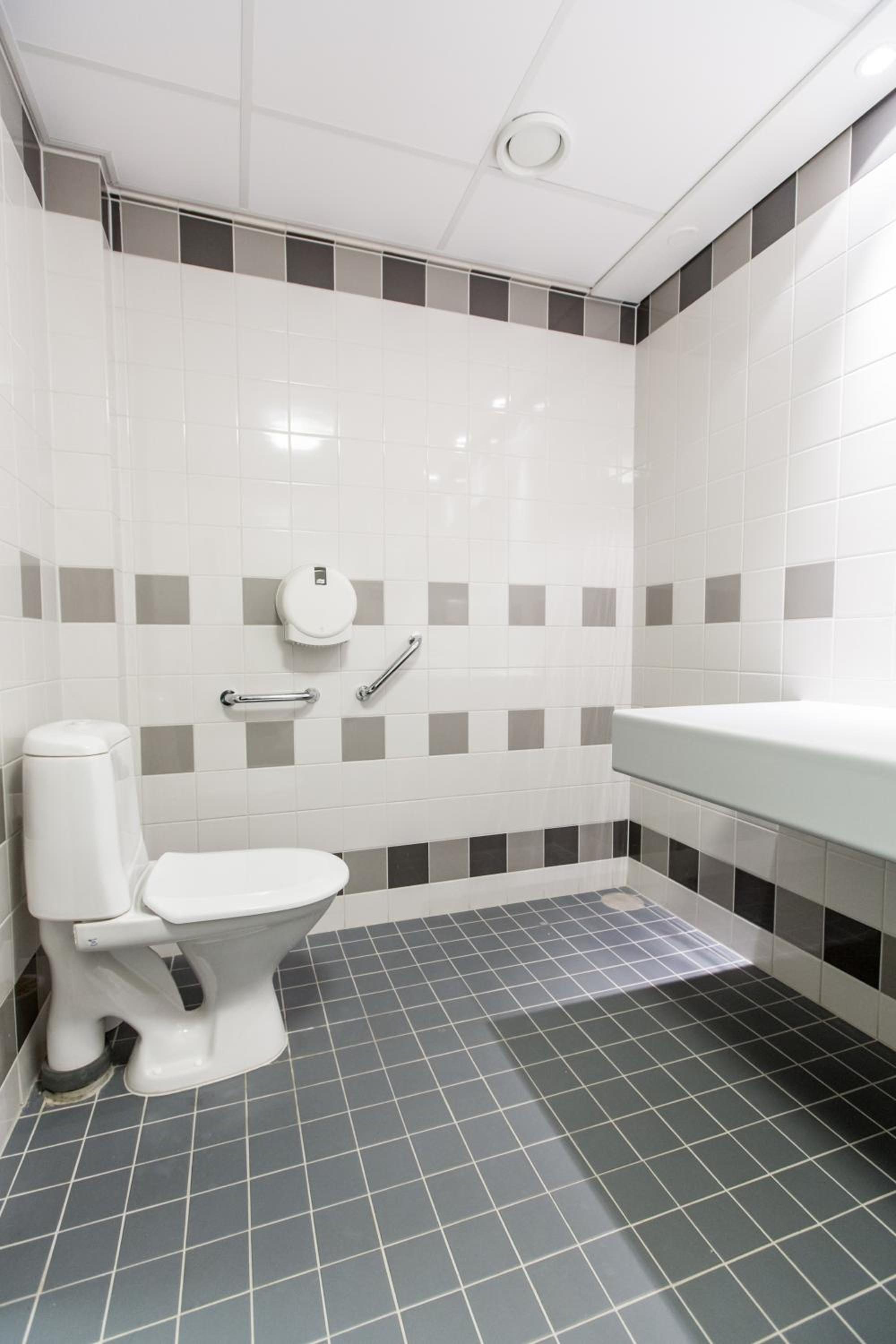Vantaa Vacations - Forenom Hostel Vantaa Airport - Property Image 2