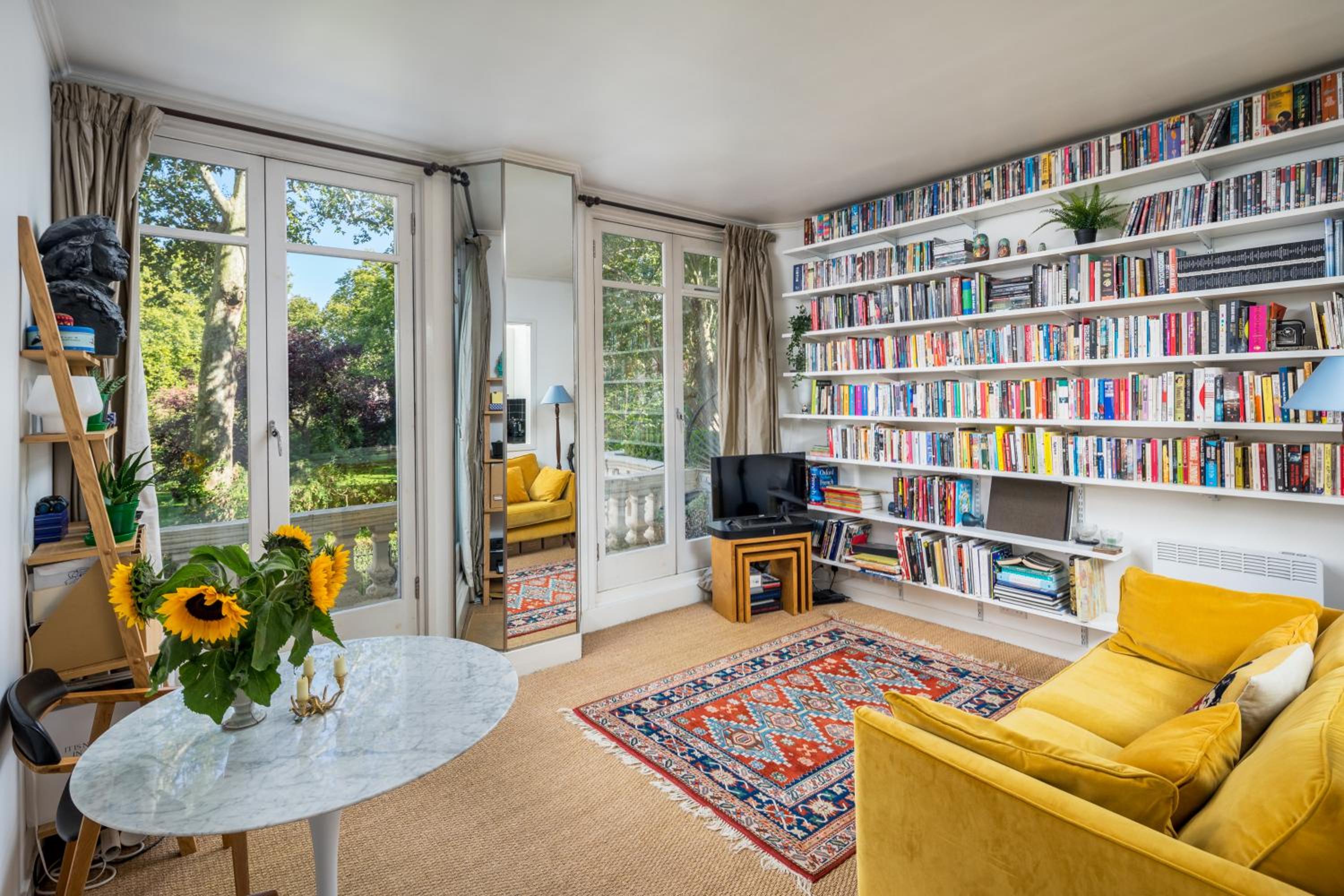 JOIVY Sunny 1-bed flat with terrace in Bayswater, near Paddington