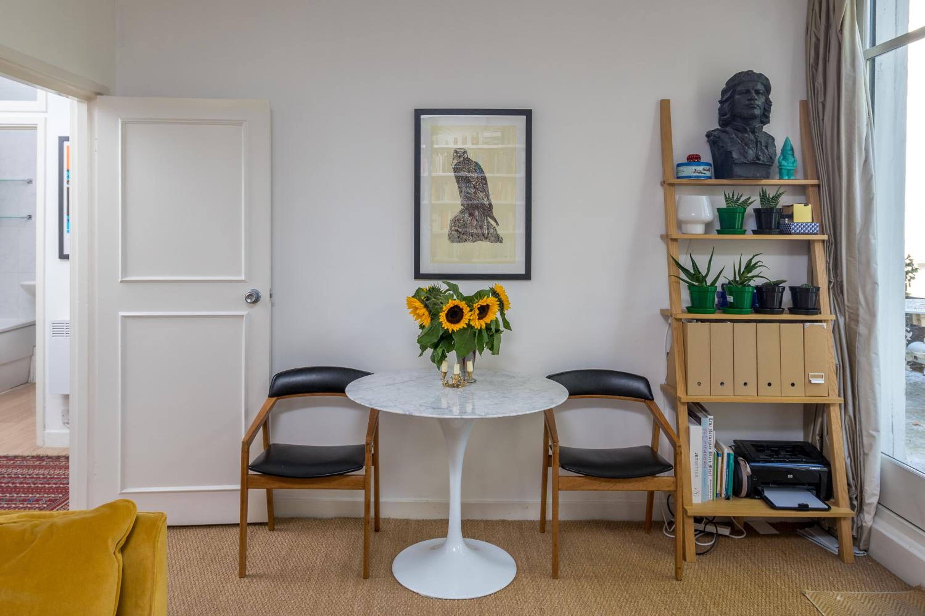 JOIVY Sunny 1-bed flat with terrace in Bayswater, near Paddington