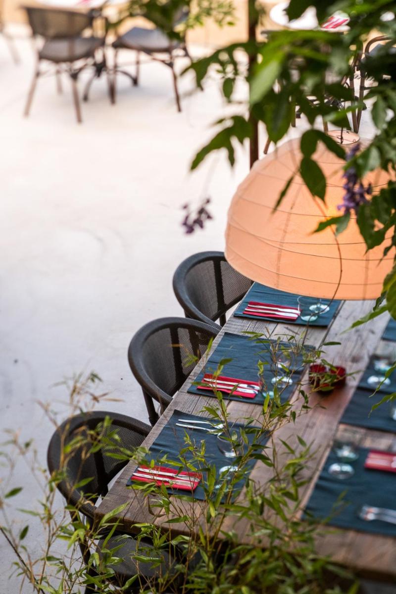 outdoor BBQ area