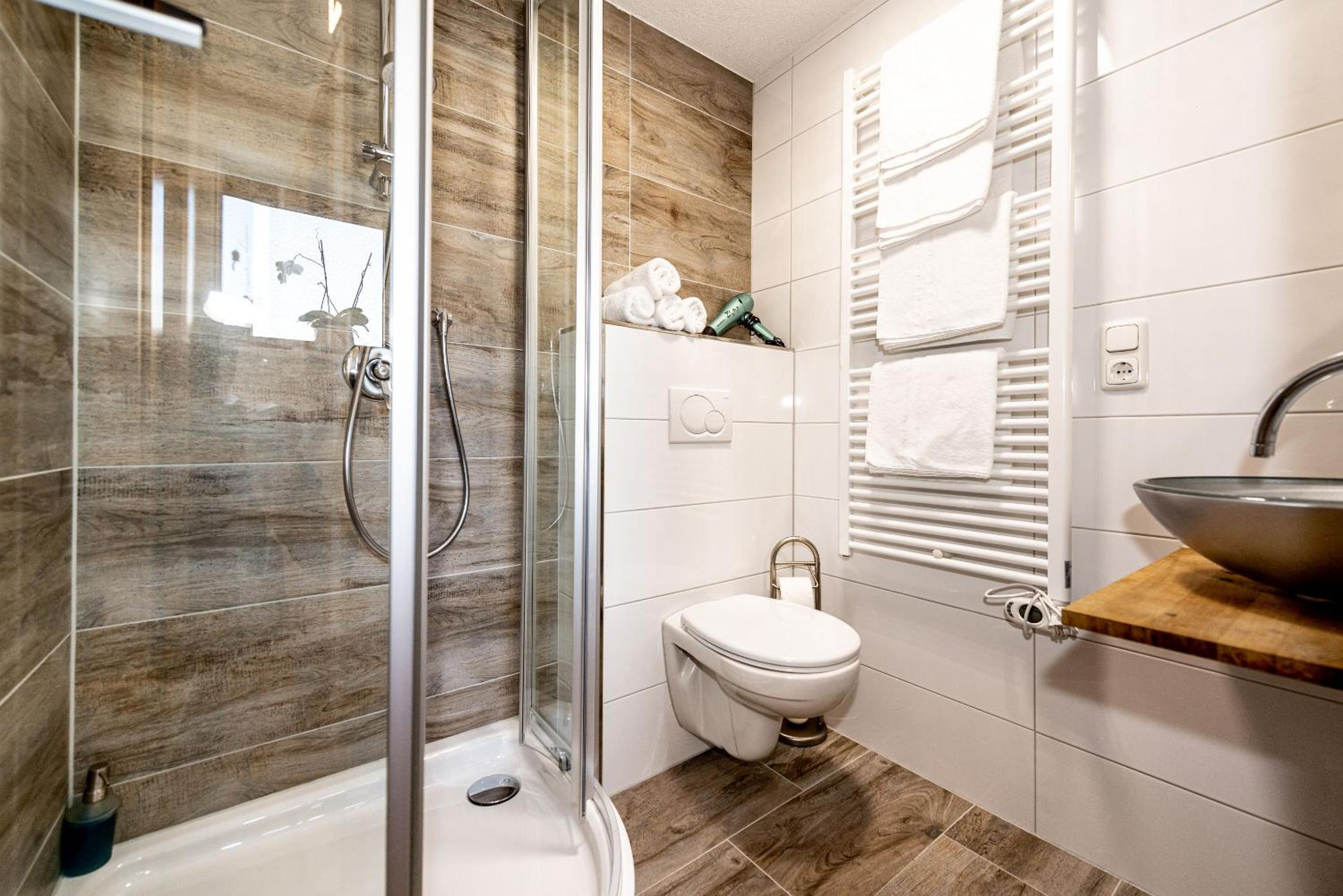 Alpen Appartements Marlene view 5