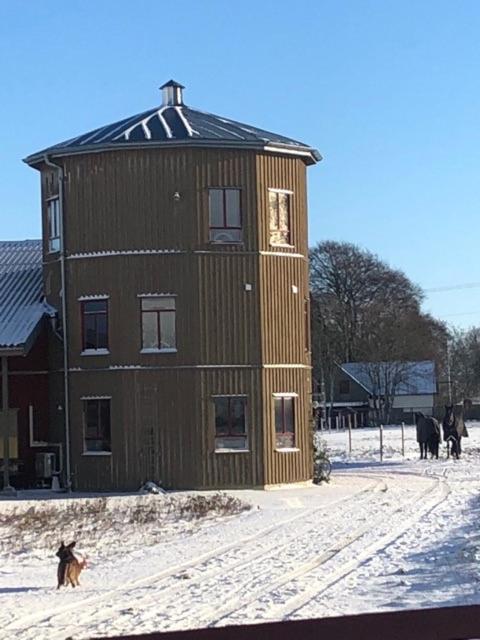 Flyingehus Gårdshotell