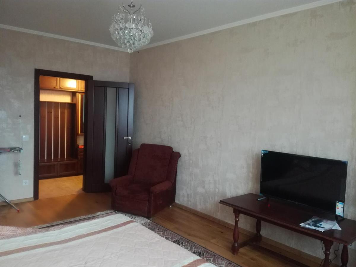 Gloria Park Apartment view 3