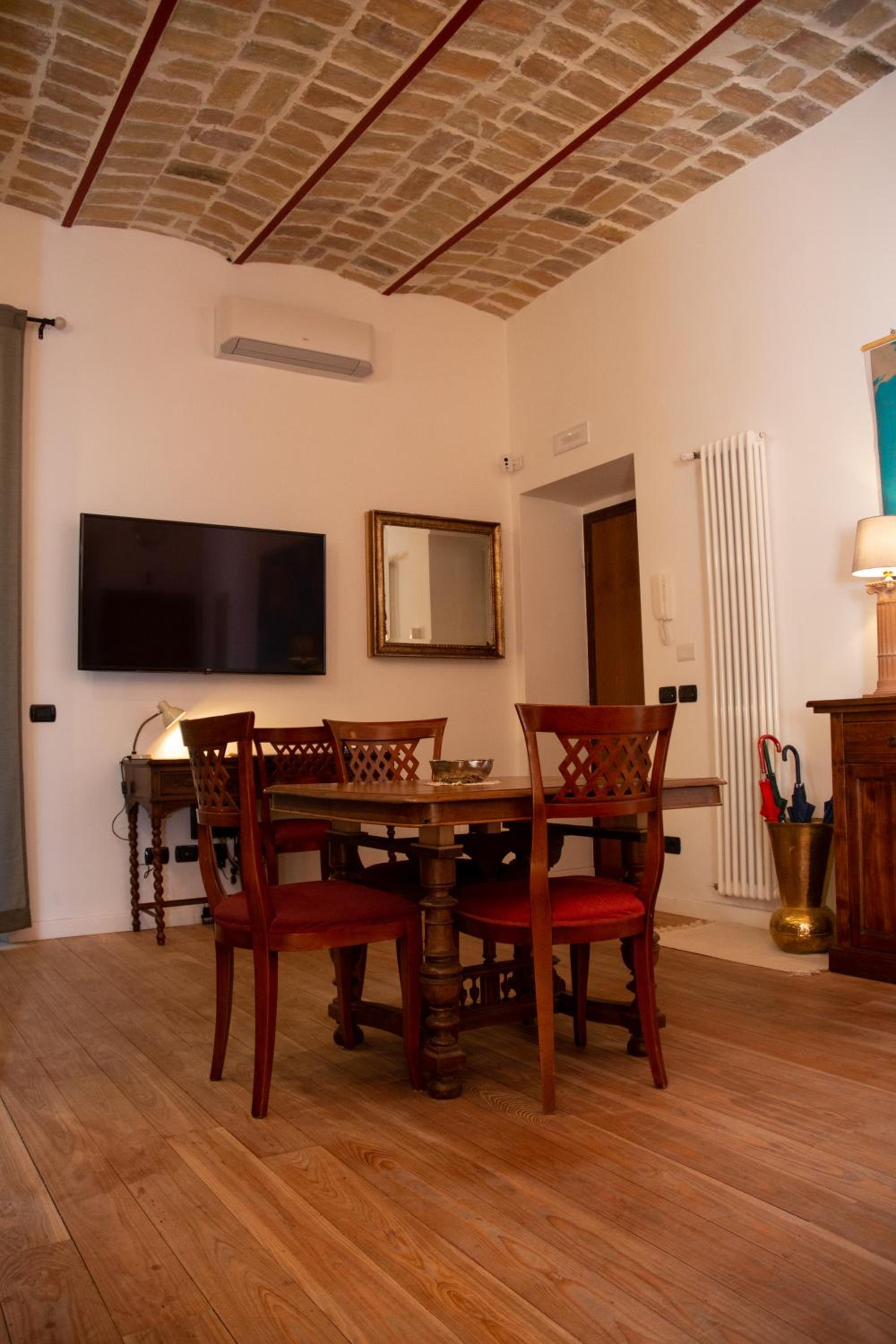 Dillo Suites