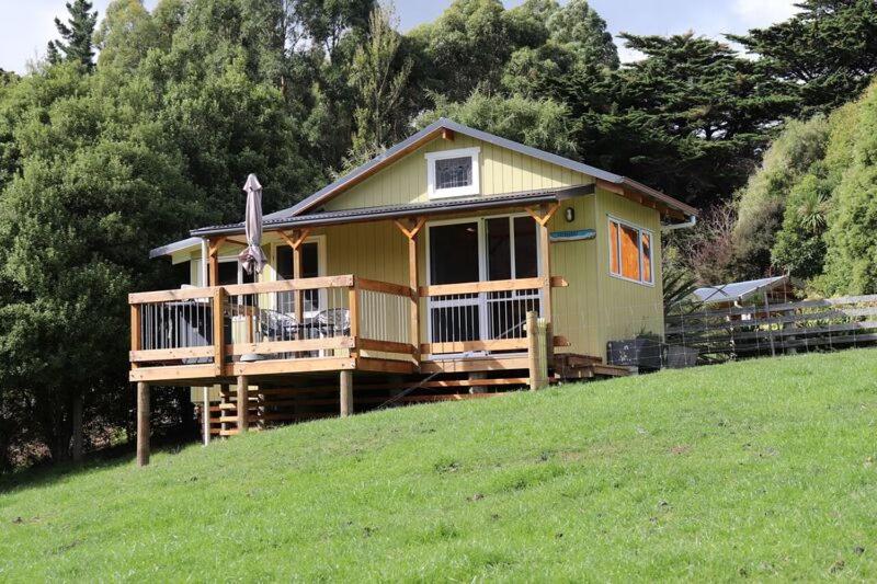 Snowberry Cottage at Lochsloy Farm Little River view 3