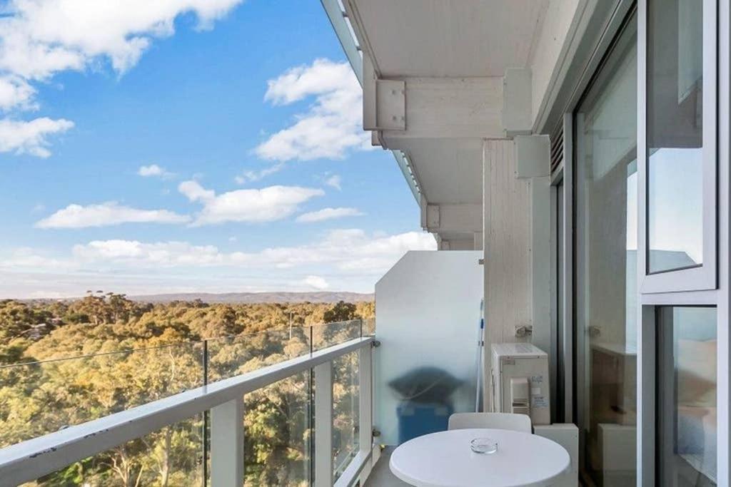 Luxury 2 bdrm in Watson at Walkerville with Balcony, FREE carpark, near Adelaide CBD view 2