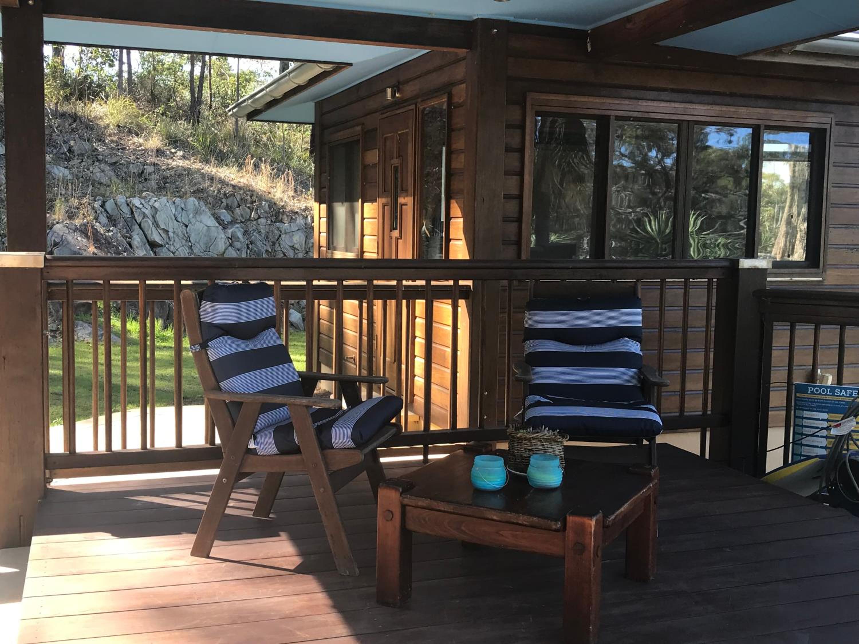 The Pool House - Crescent Head - stunning ocean views, pet friendly