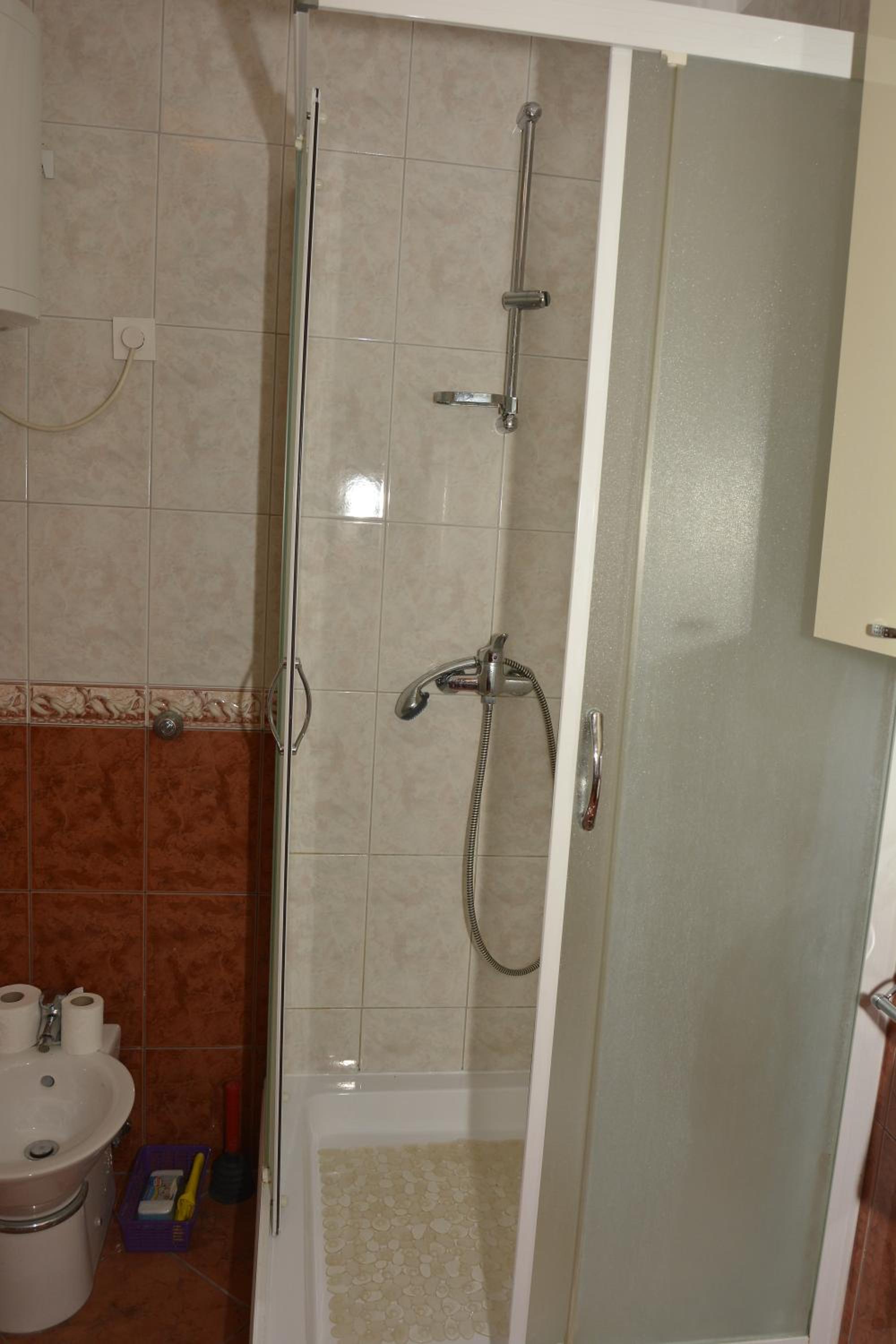Photo 32