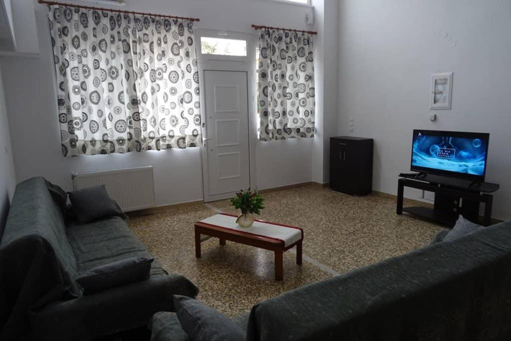 Lusi Apartment view 4
