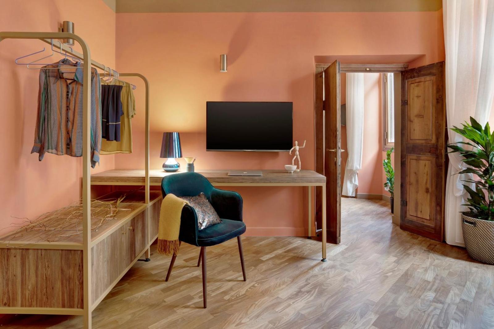 hotel room