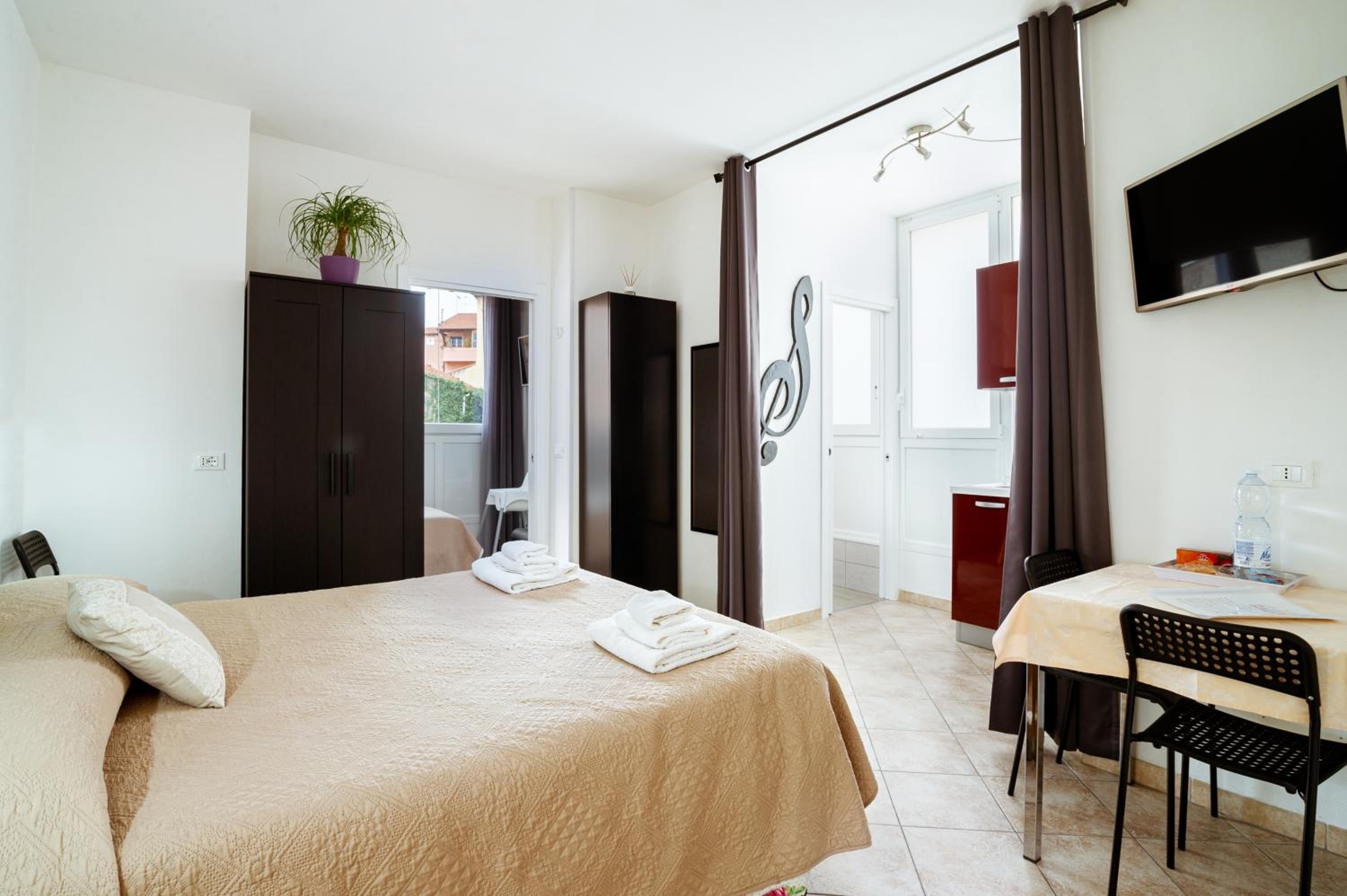 hotel room