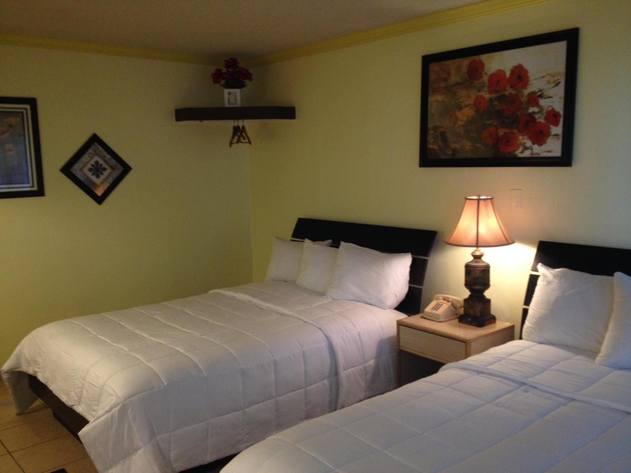 Reno Vacations - Victorian Inn - Property Image 20