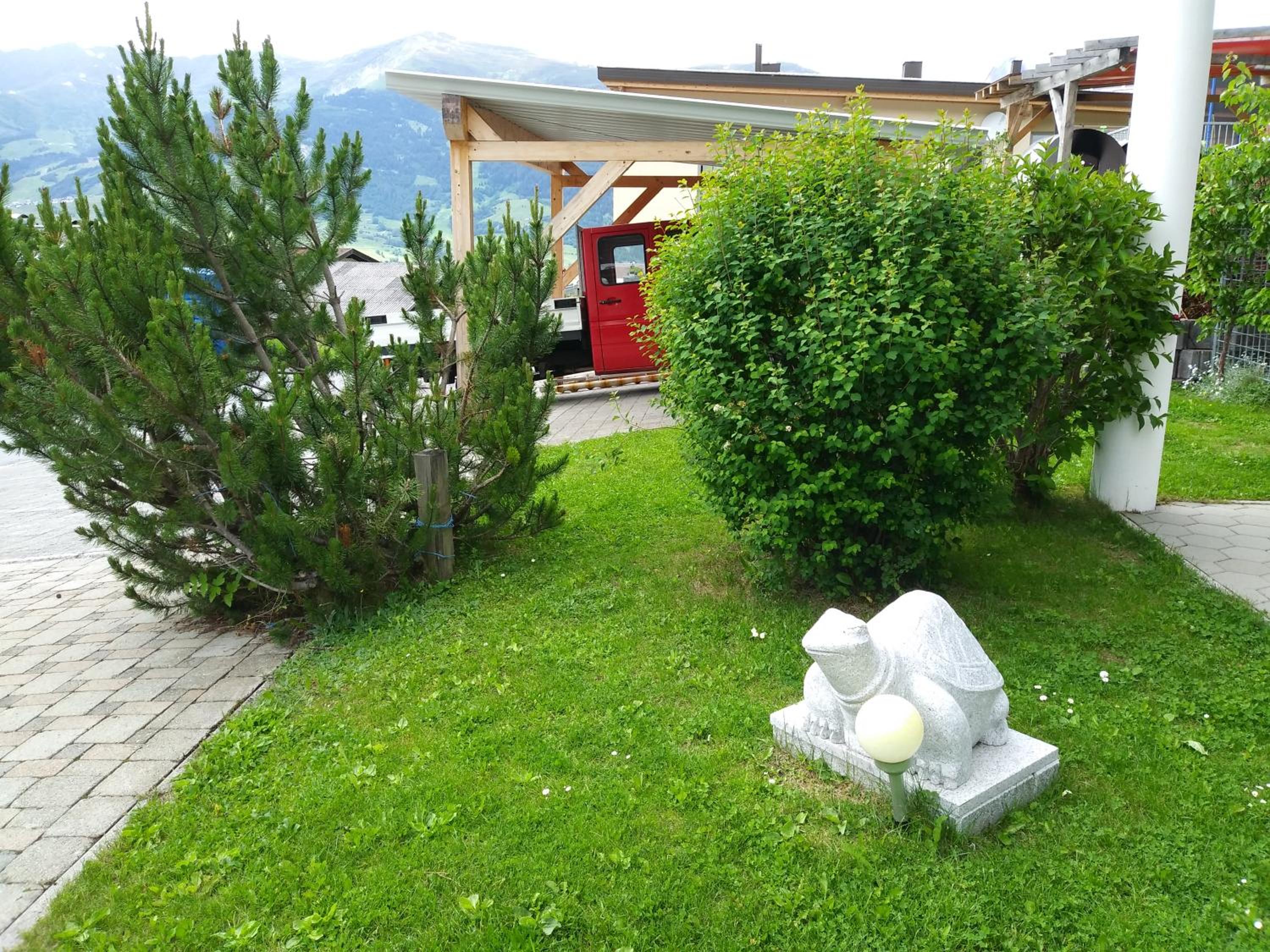 Photo 18
