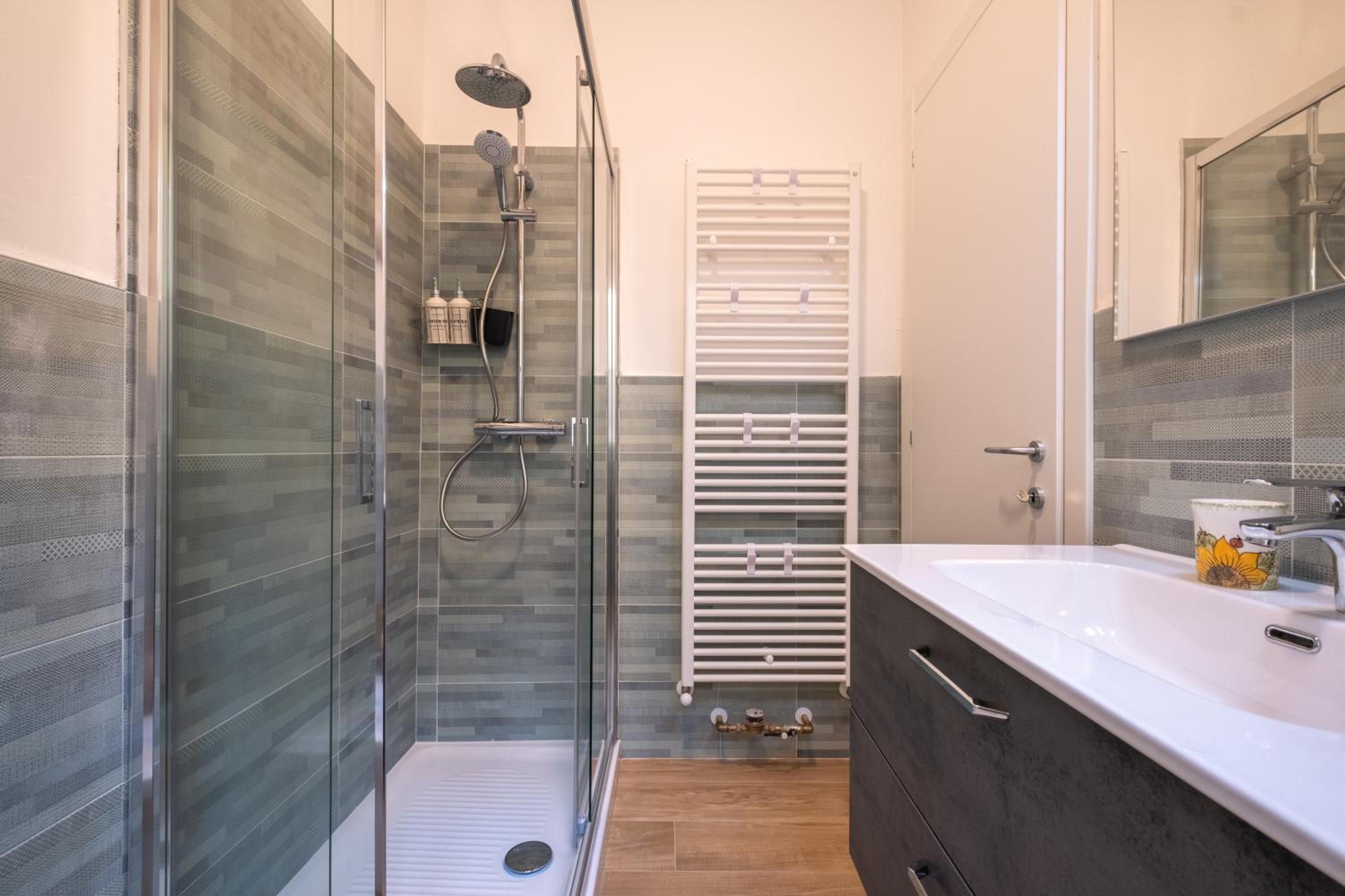 Bologna Vacations - CASA PETRONIO APARTMENTS BOLOGNA CENTER - Property Image 54