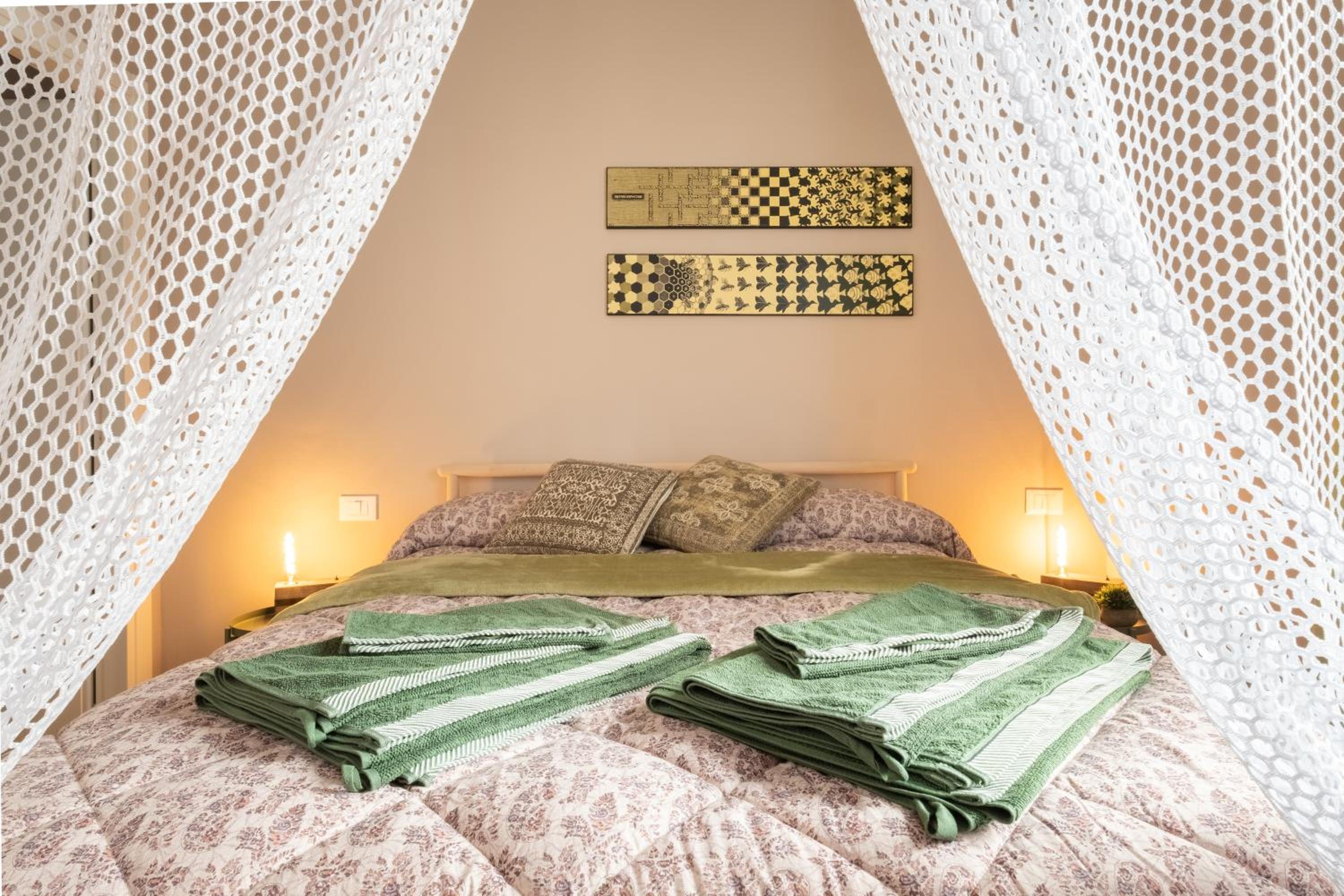 Bologna Vacations - CASA PETRONIO APARTMENTS BOLOGNA CENTER - Property Image 51