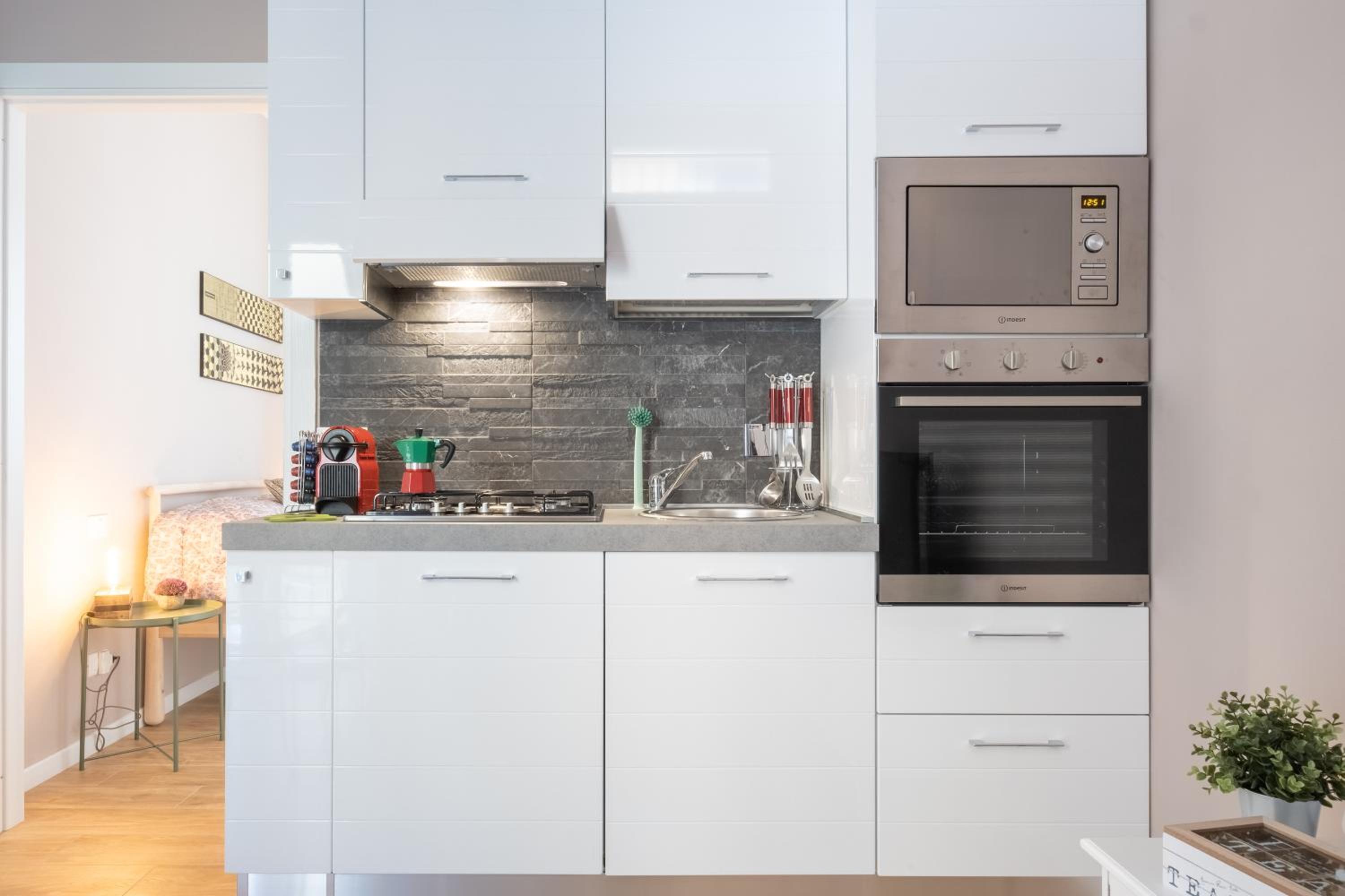 Bologna Vacations - CASA PETRONIO APARTMENTS BOLOGNA CENTER - Property Image 37