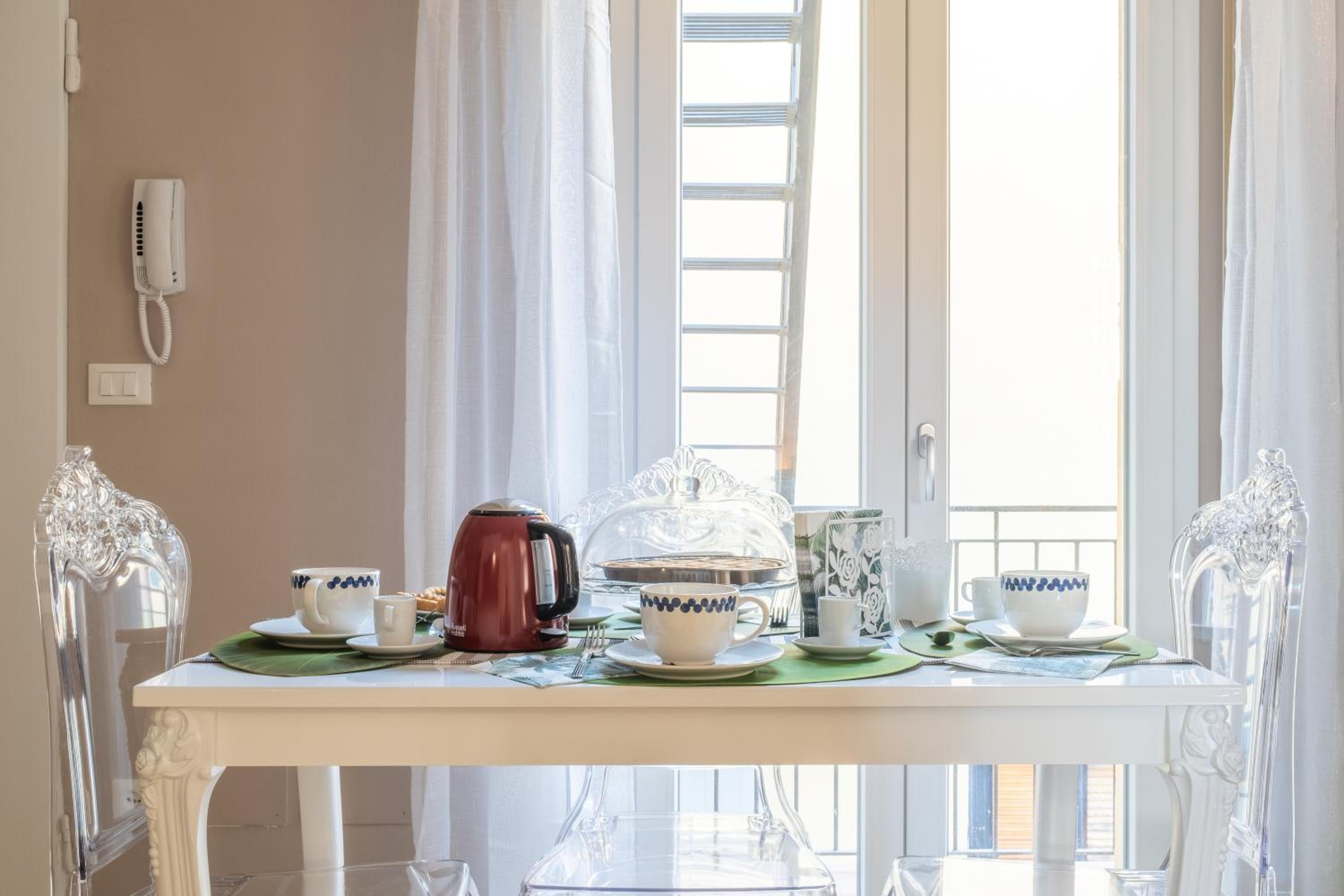 Bologna Vacations - CASA PETRONIO APARTMENTS BOLOGNA CENTER - Property Image 35