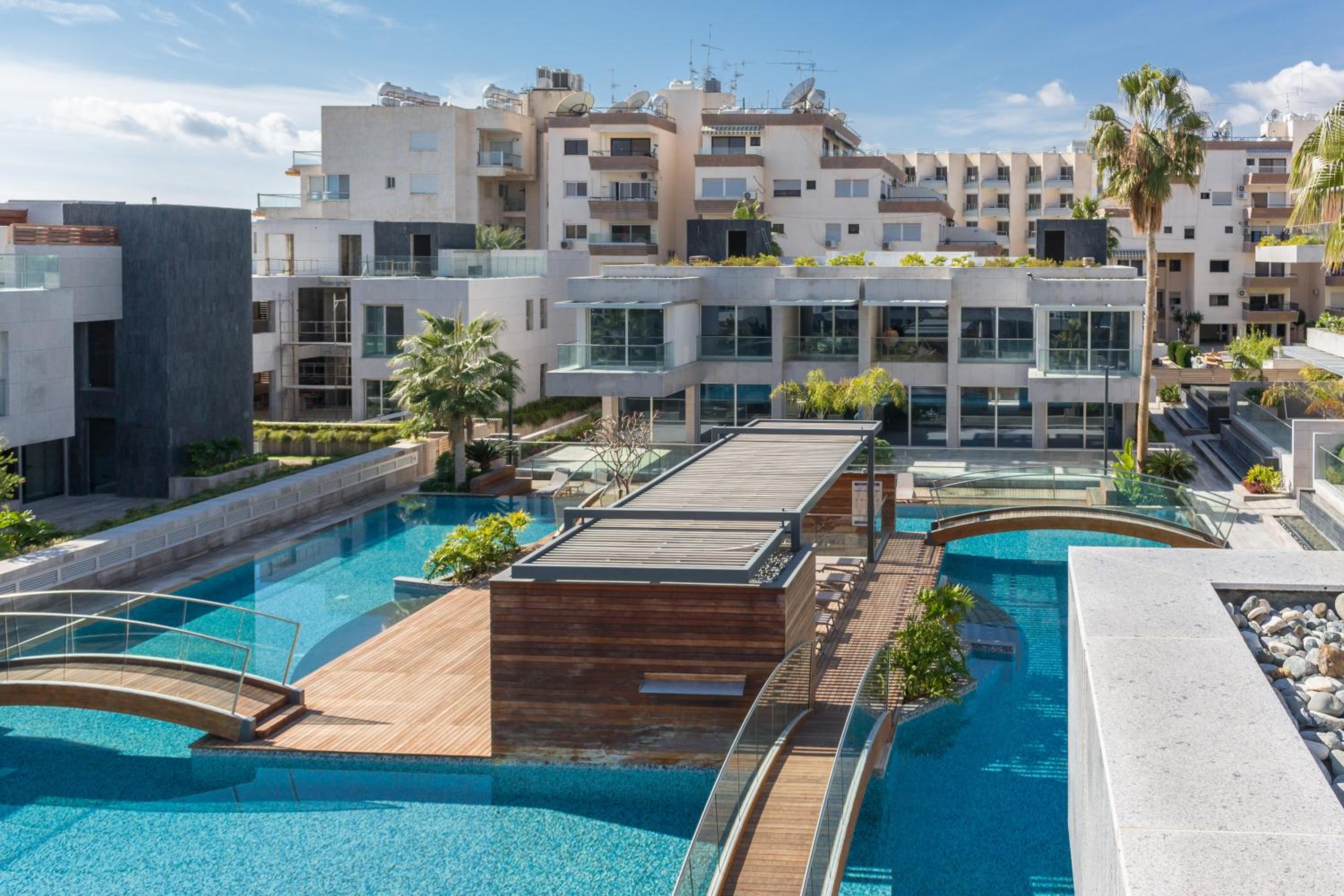 Carmencita Studio B14 with pool