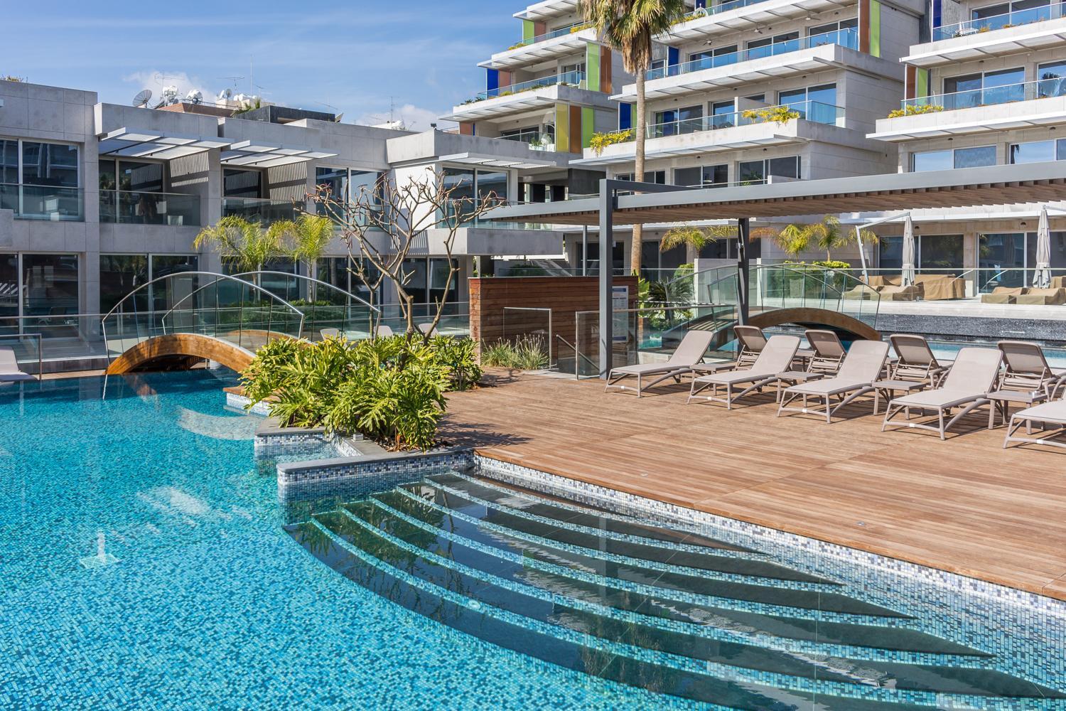 Carmencita Studio B14 with pool