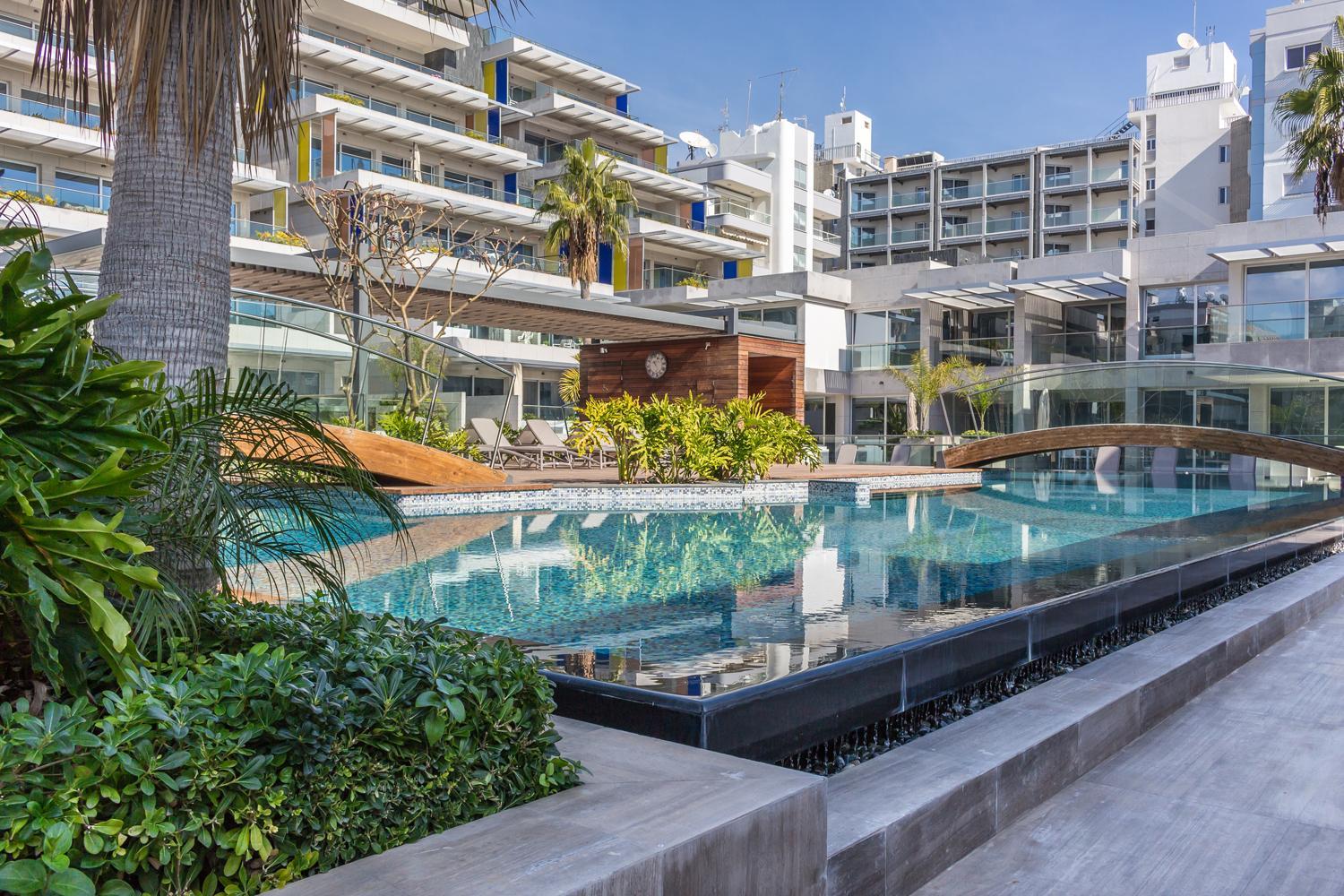 Carmencita Studio B14 with pool
