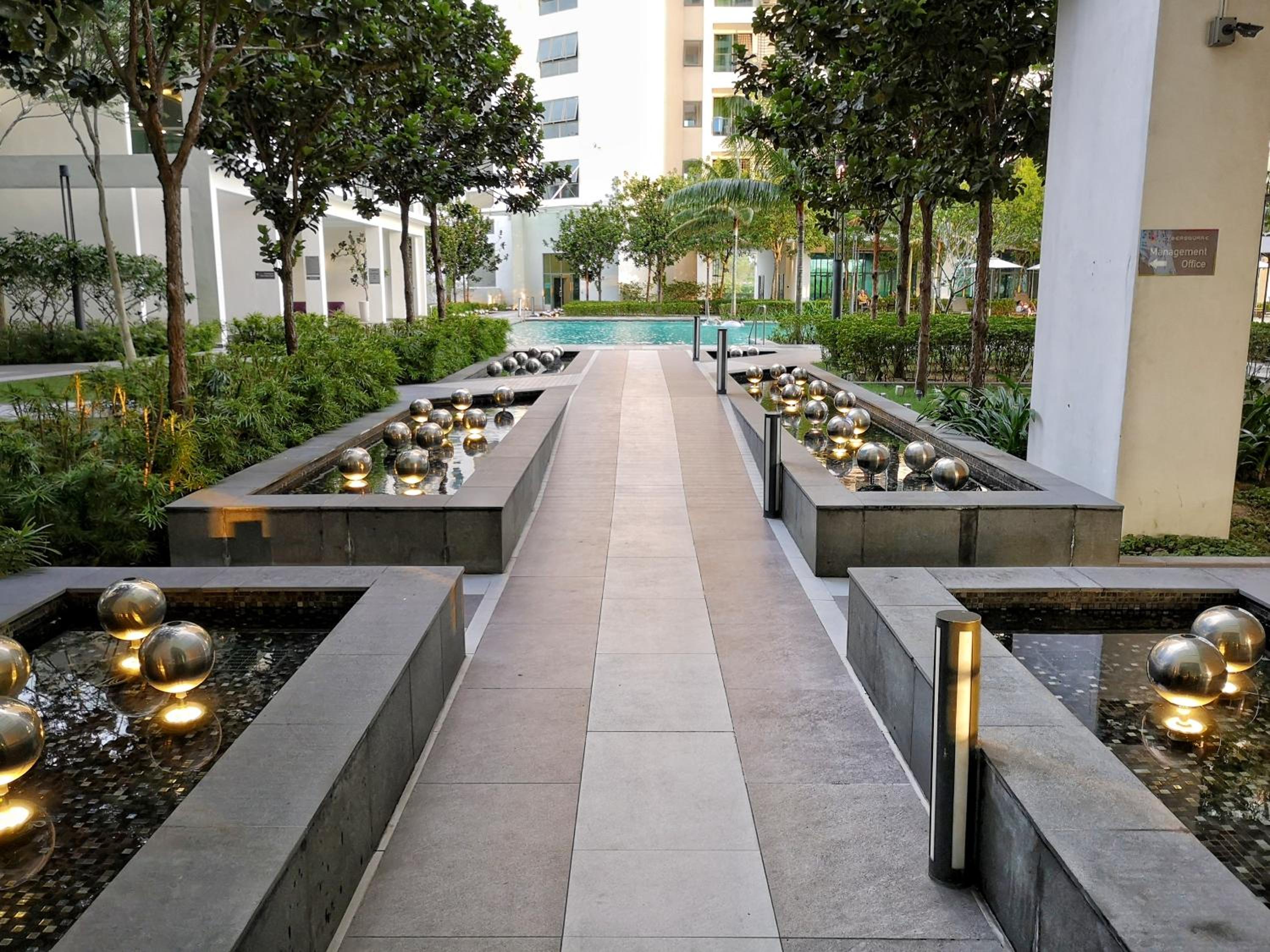 CyberSquare by BeeStay Management photo 8