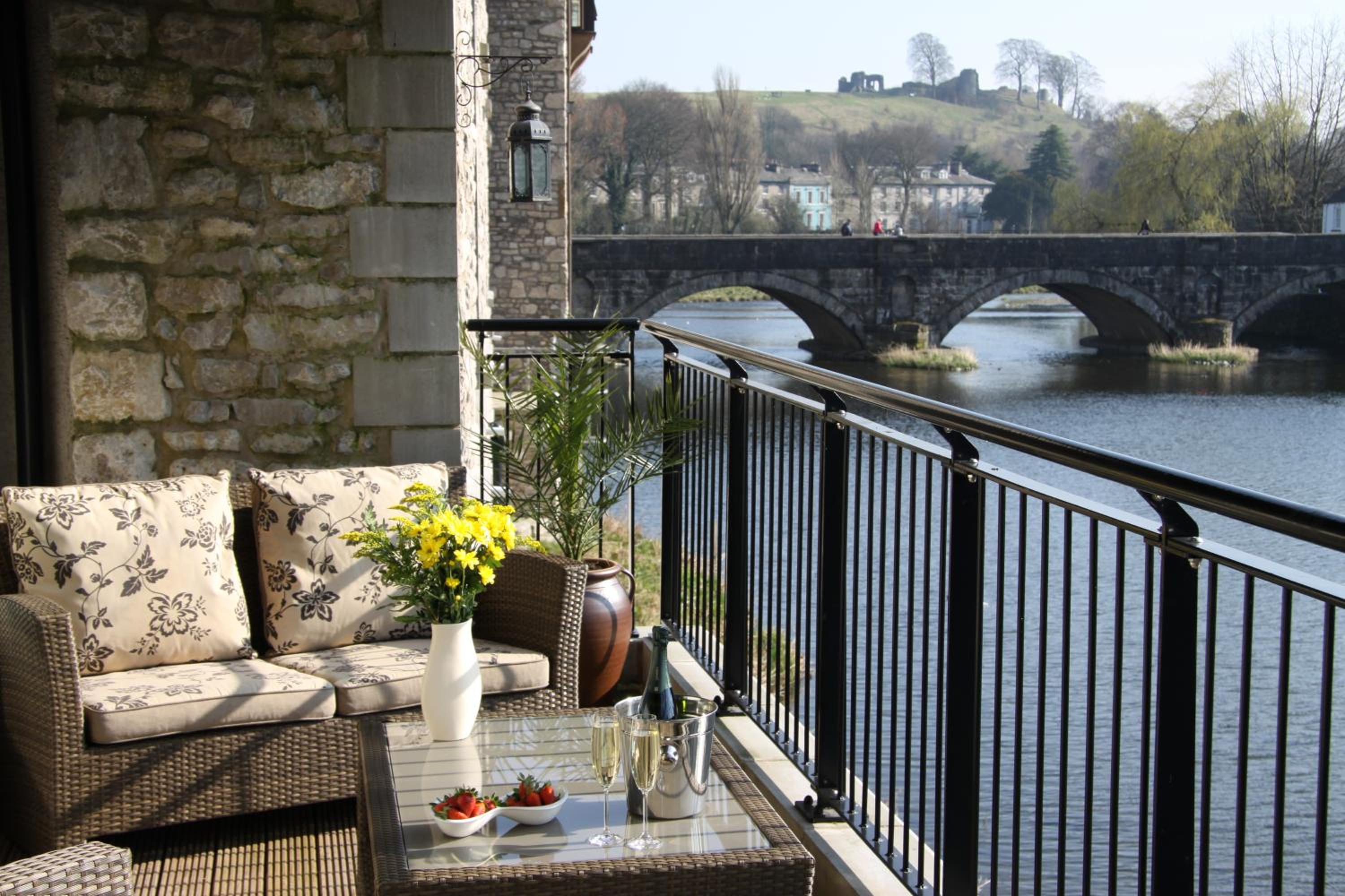 Luxury riverside apartment in Kendal view 3