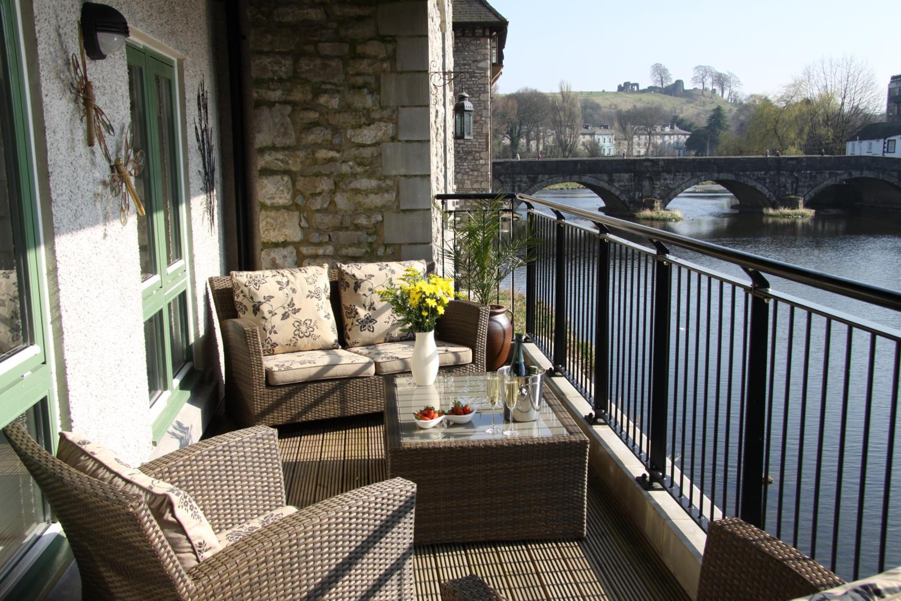 Luxury riverside apartment in Kendal view 4