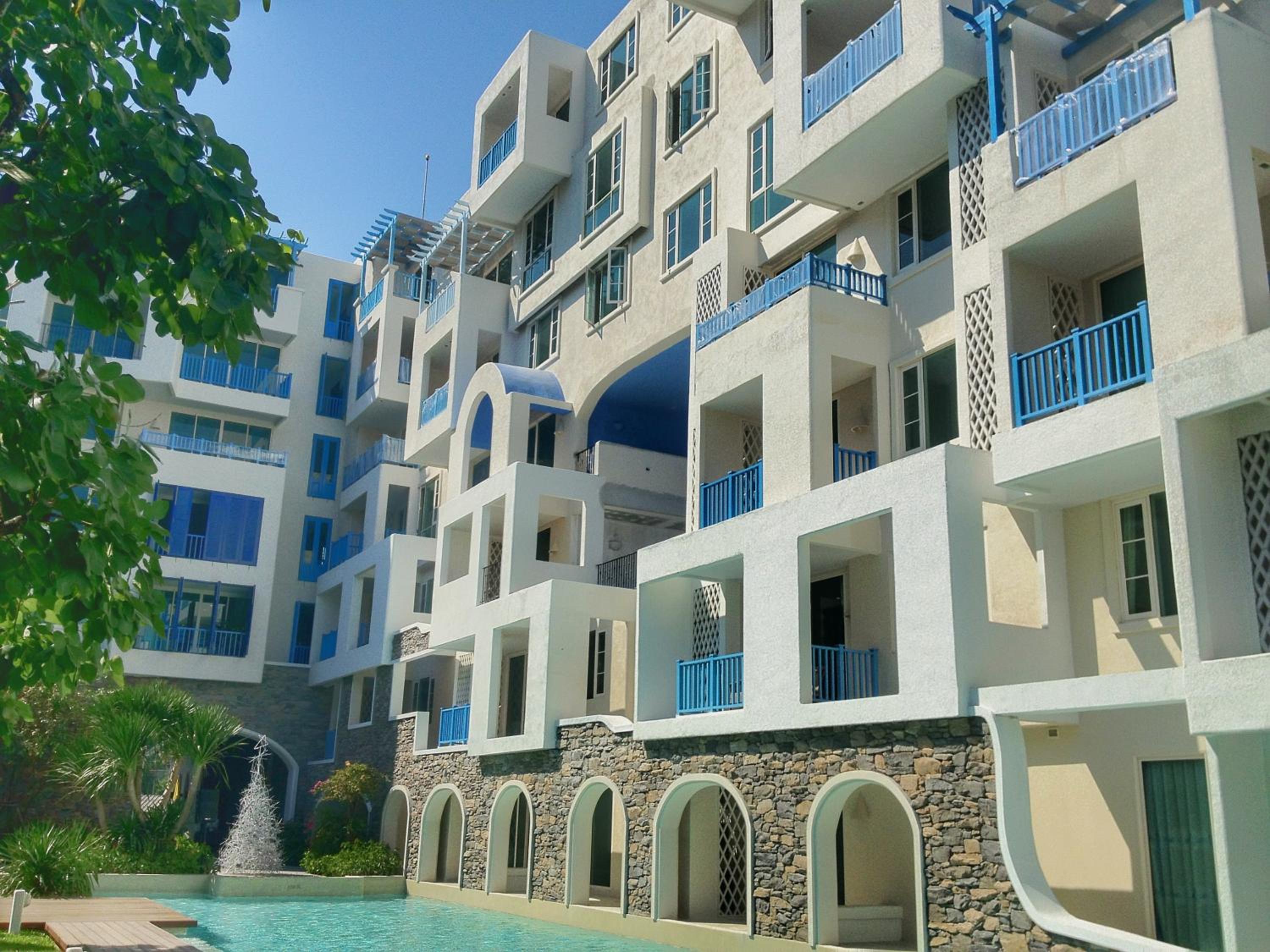 Chelona huahin beachfront condominium