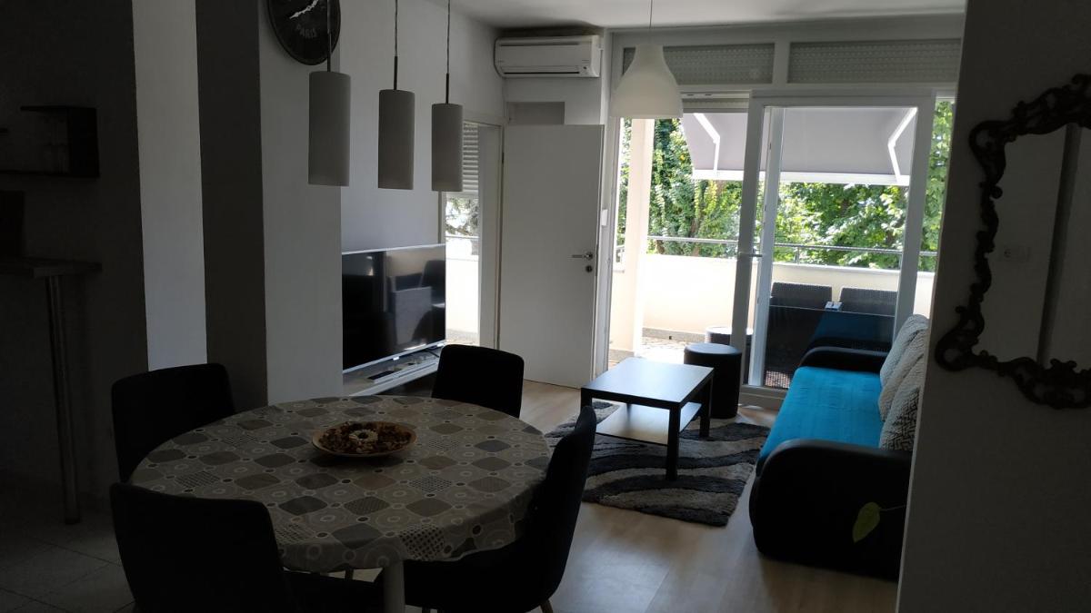 Apartman Katnić by The Beach