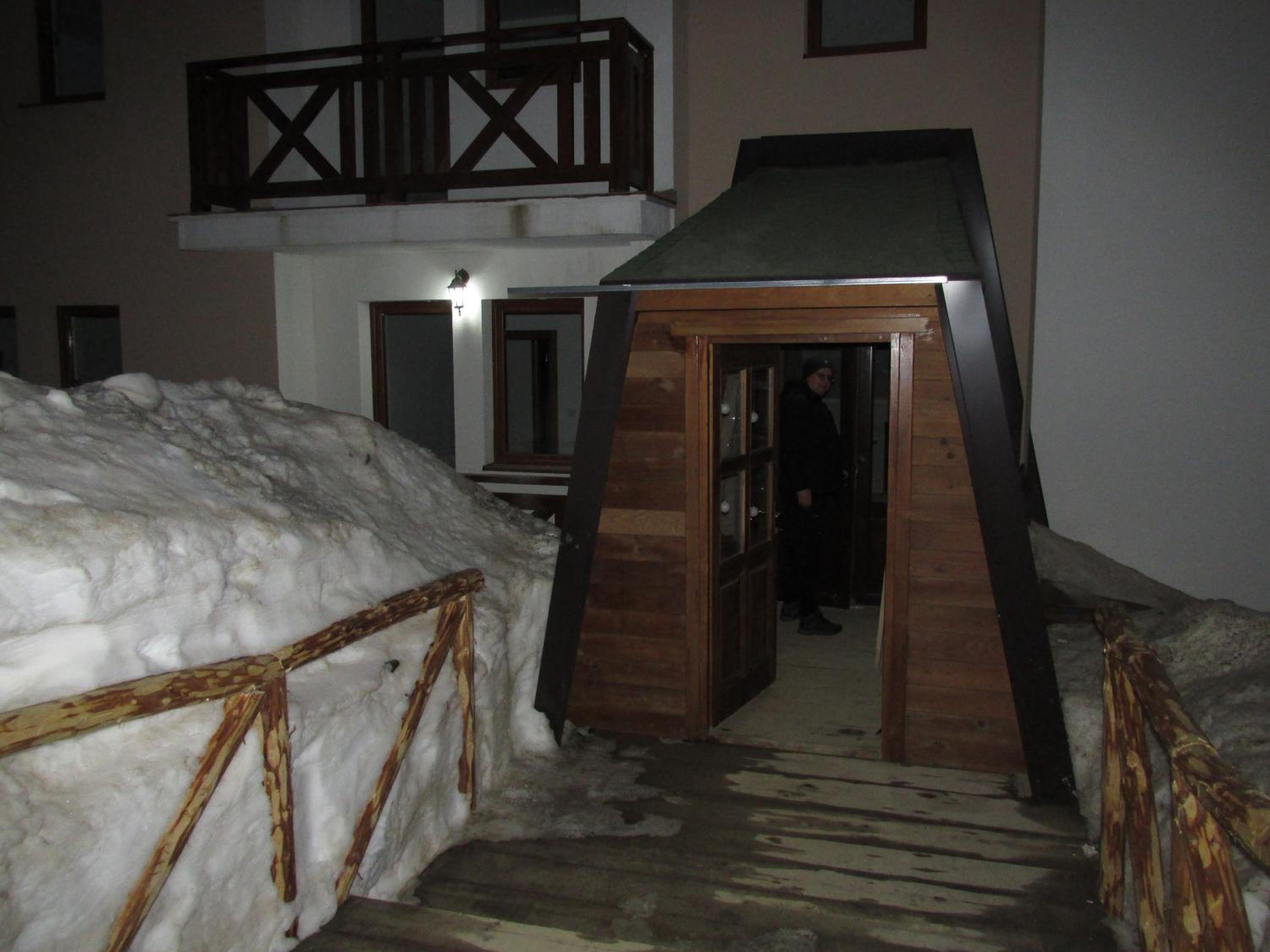 Photo 9