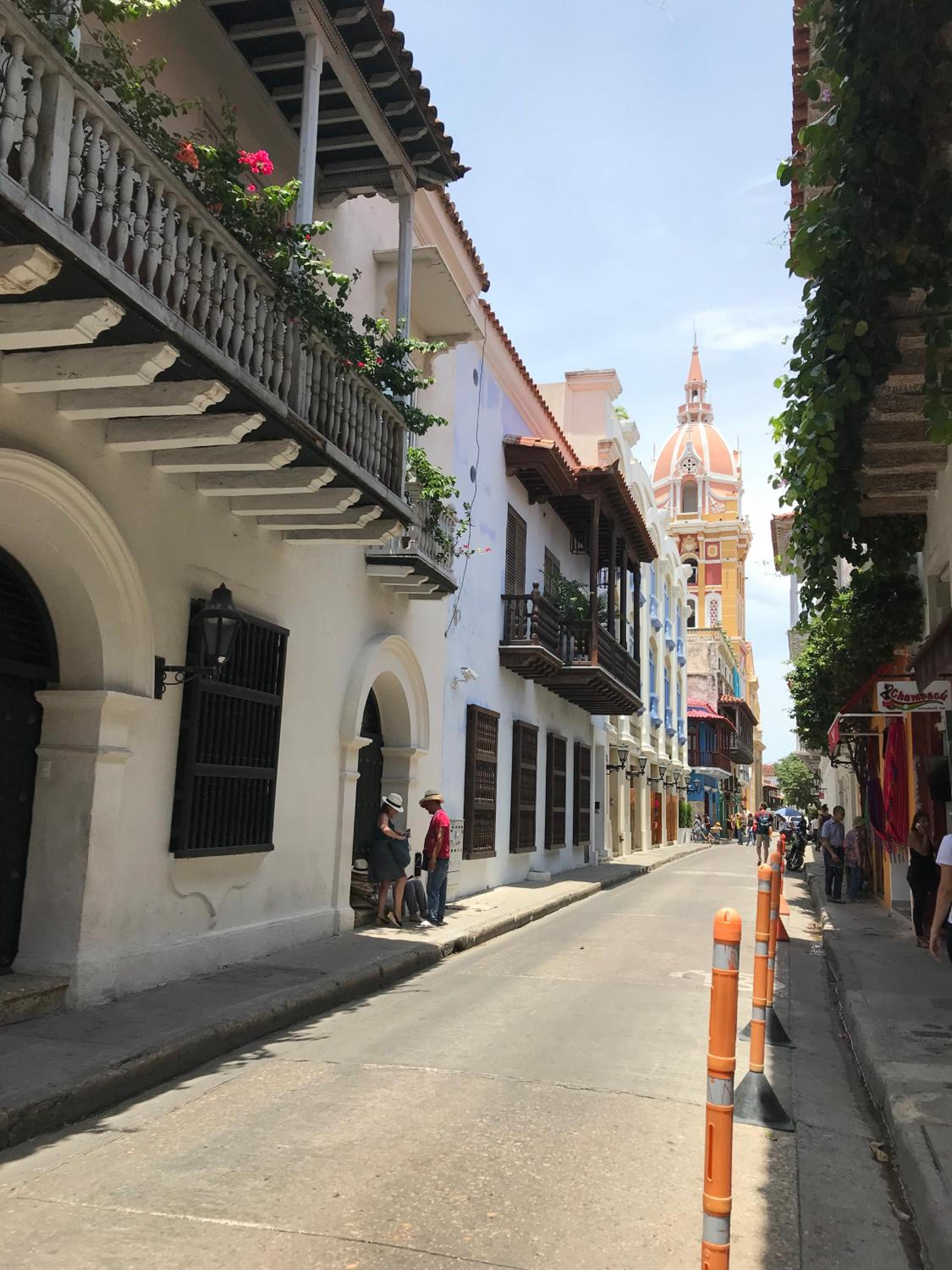 Calle de la iglesia 35-59 view 3