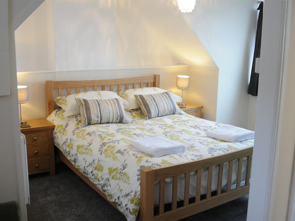 Lynton Vacations - The North Cliff Hotel - Property Image 132