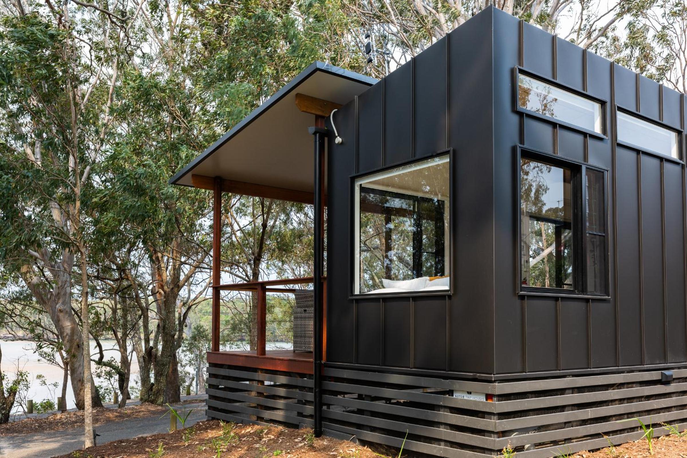 Hotel Reflections Moonee Beach - Holiday Park - Image 1