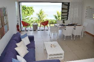 Villasun Seafront Apart at CapOuest