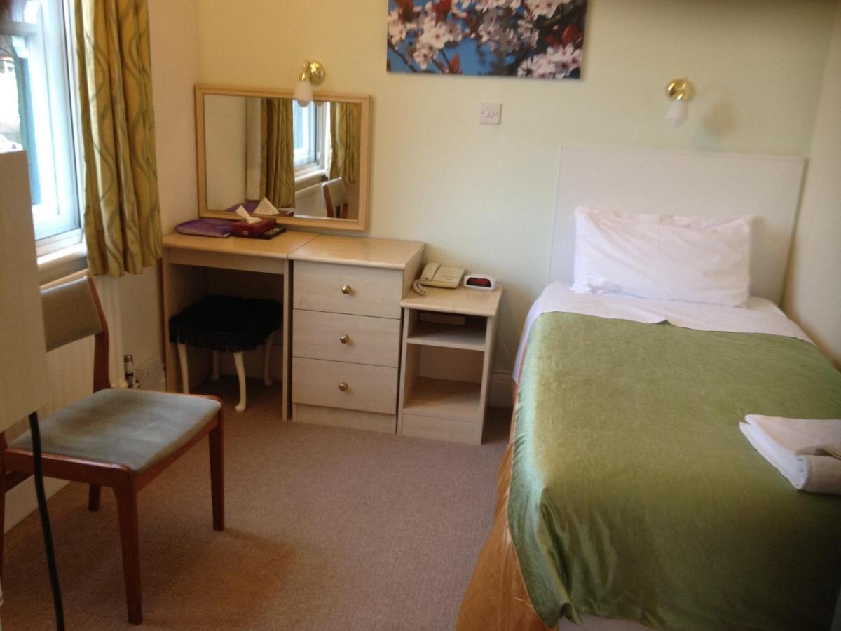 Oxford Vacations - Green Gables Guest House - Property Image 23