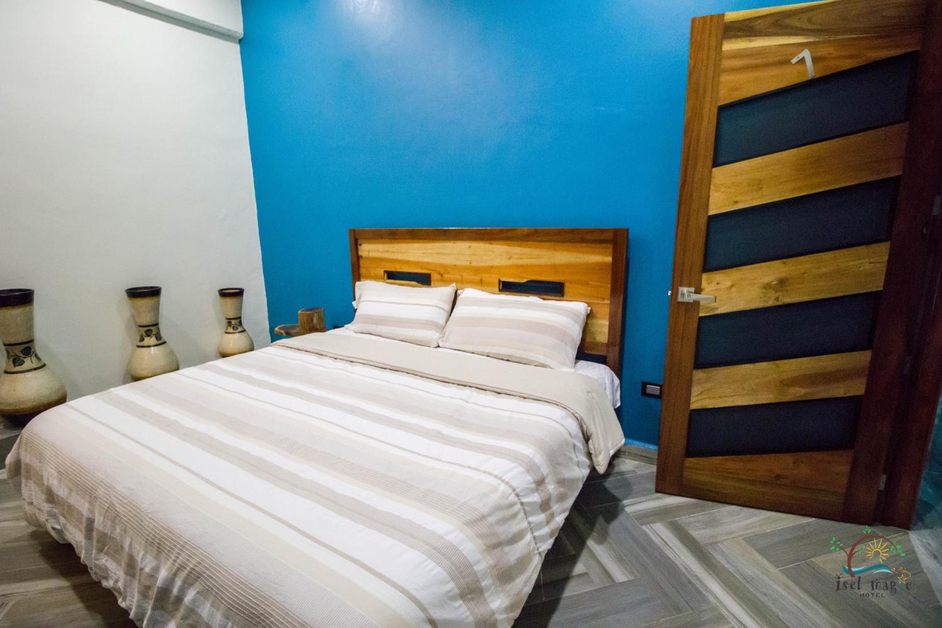 isel magic hotel