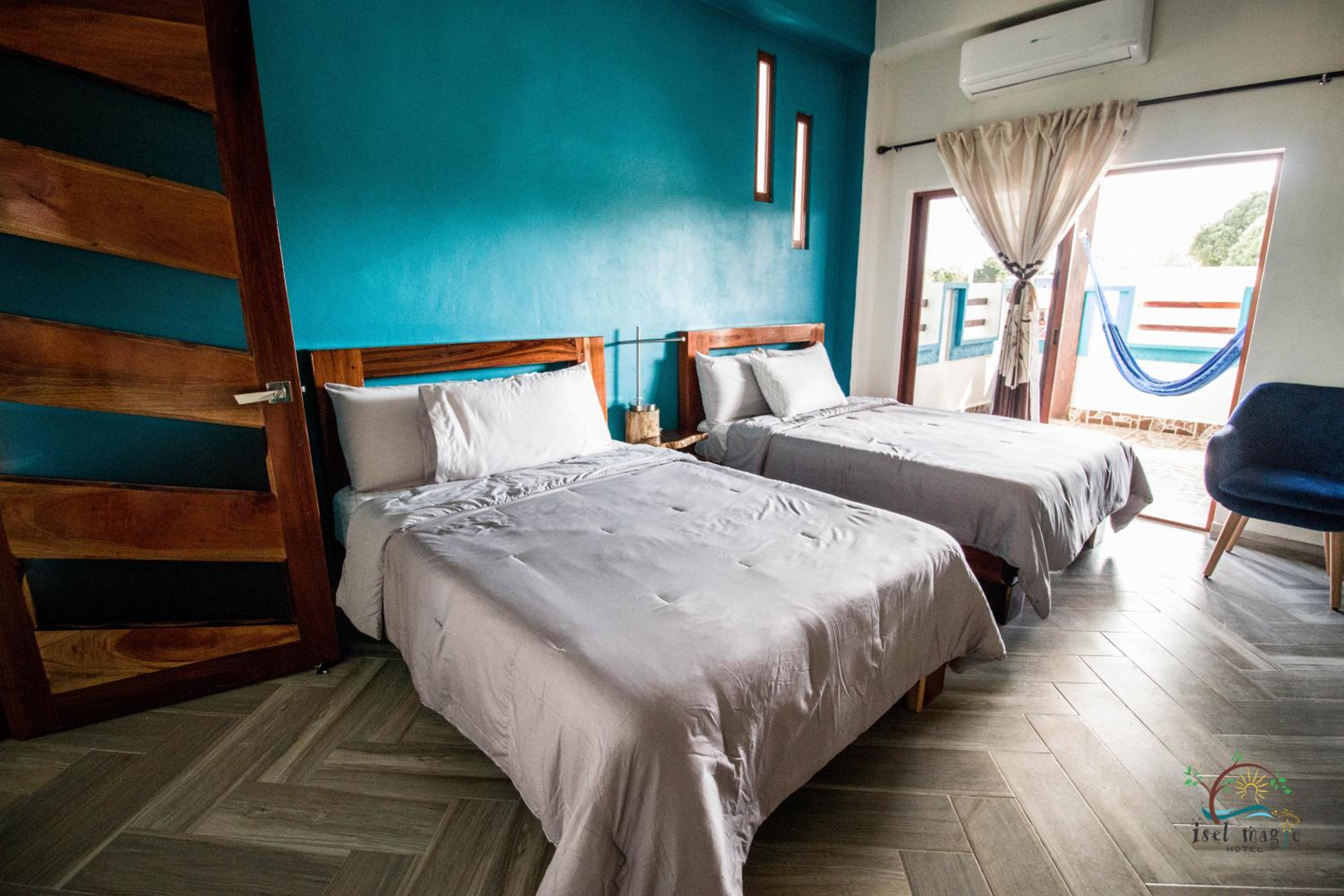 isel magic hotel
