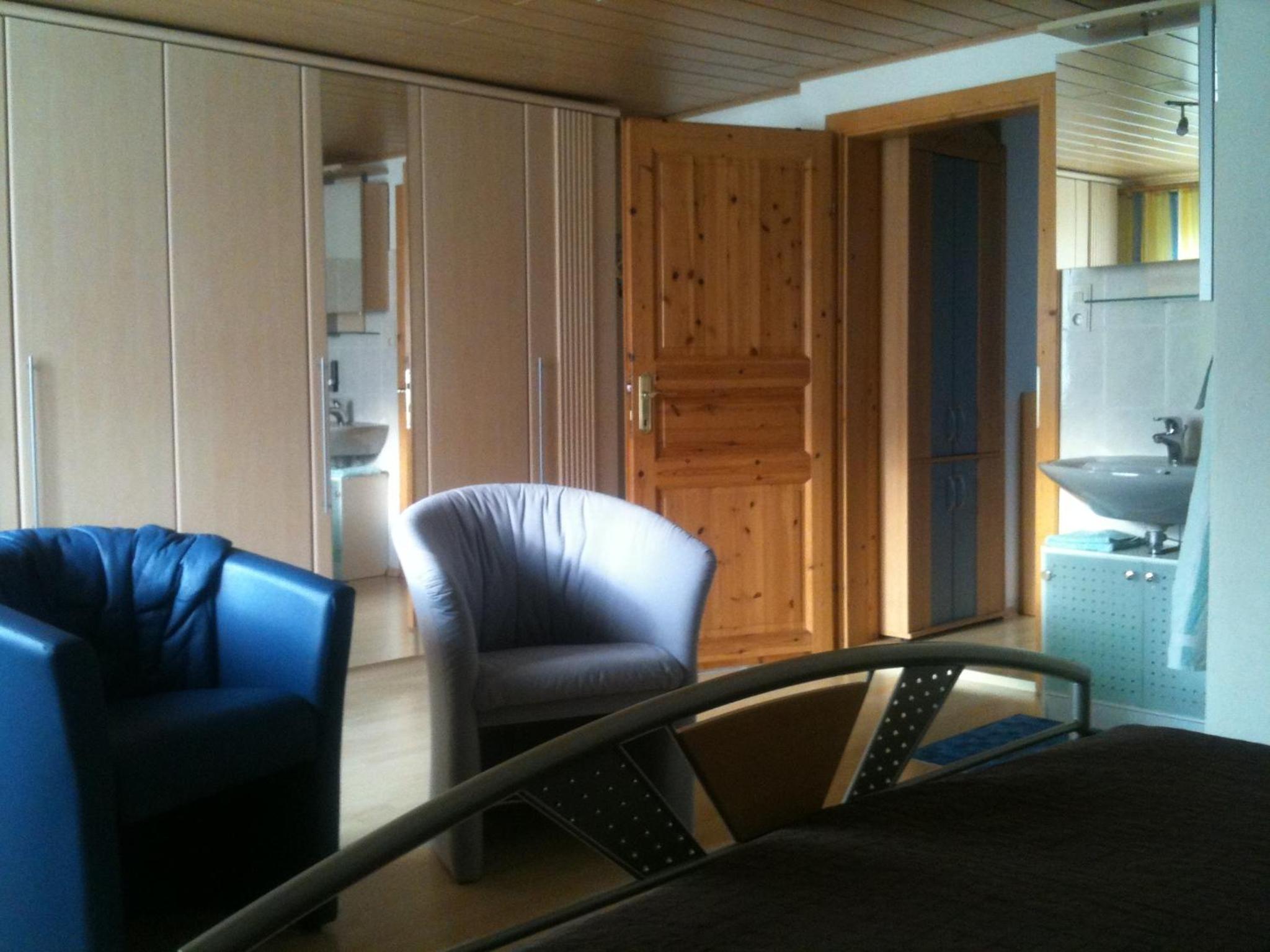 Photo 52